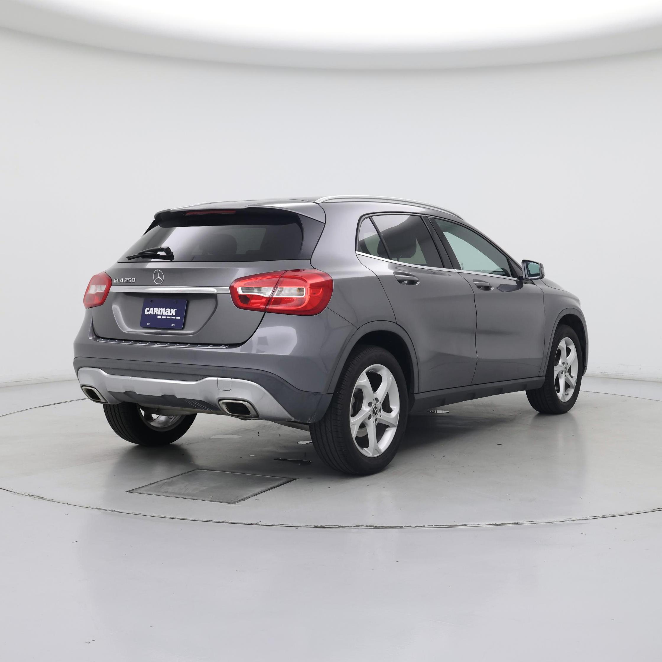 Thumbnail: 2018 Mercedes-Benz GLA - 8