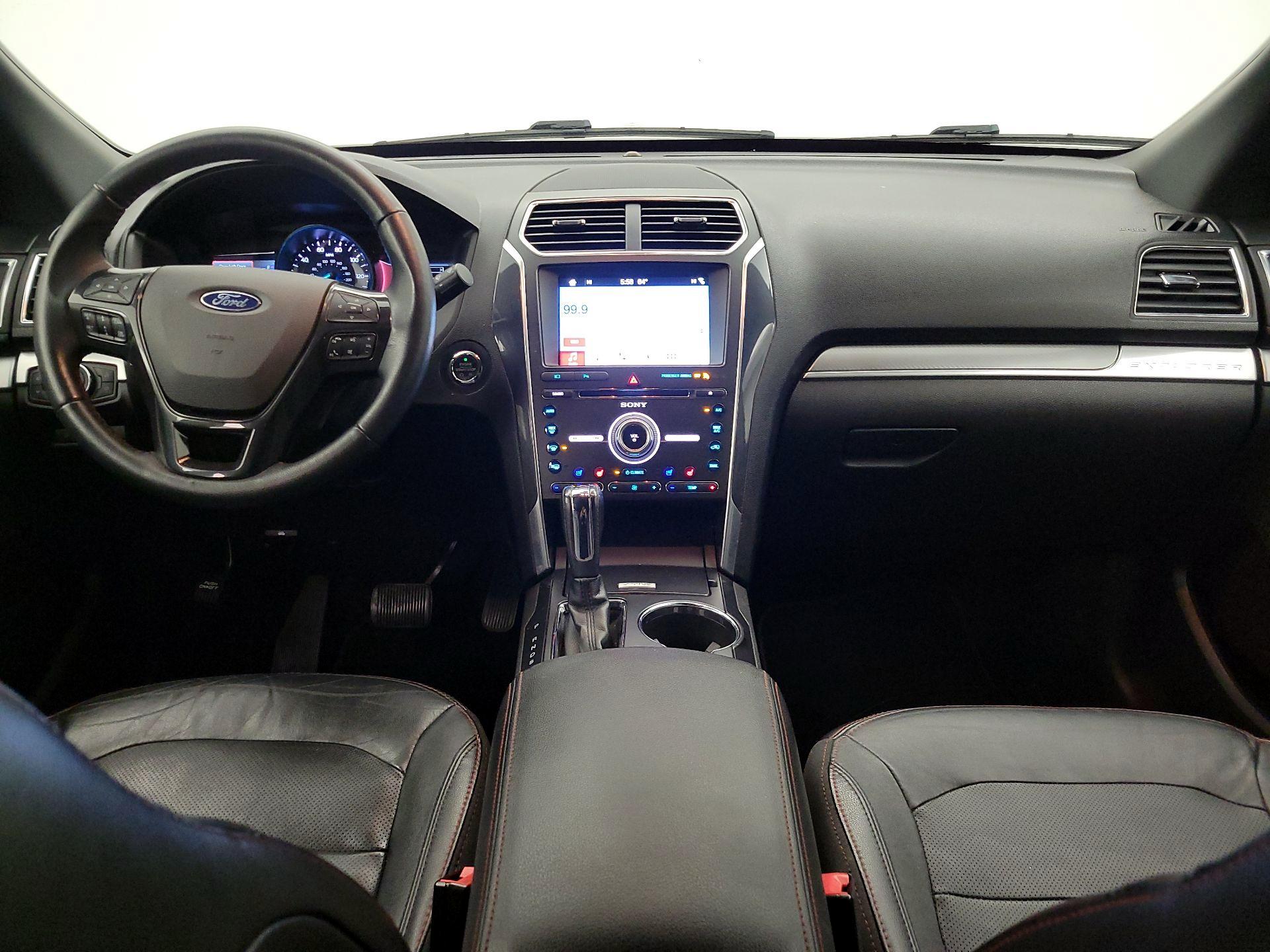 Thumbnail: 2018 Ford Explorer - 9