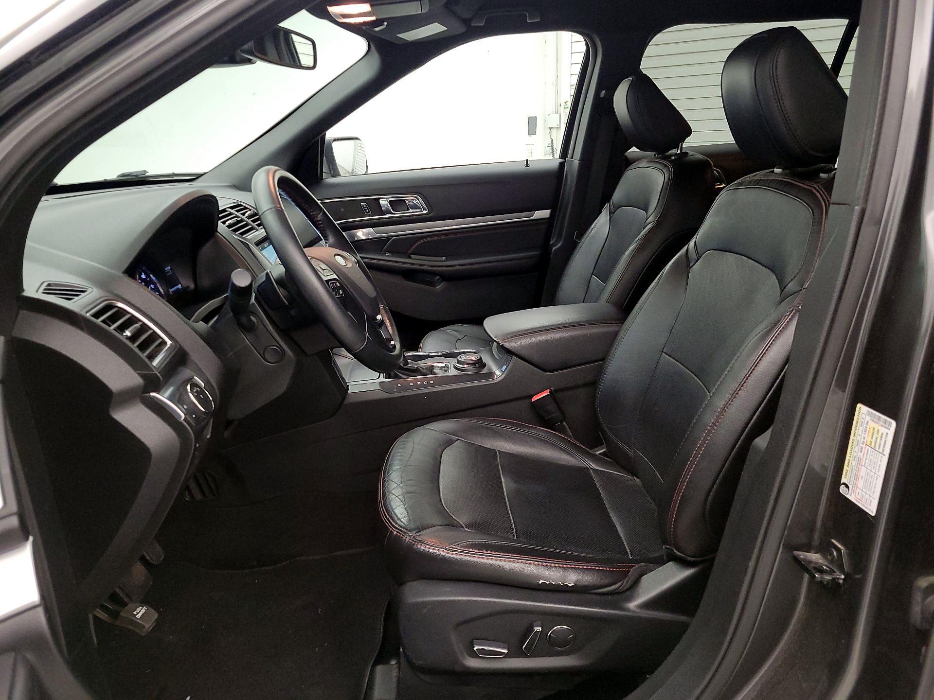 Thumbnail: 2018 Ford Explorer - 11