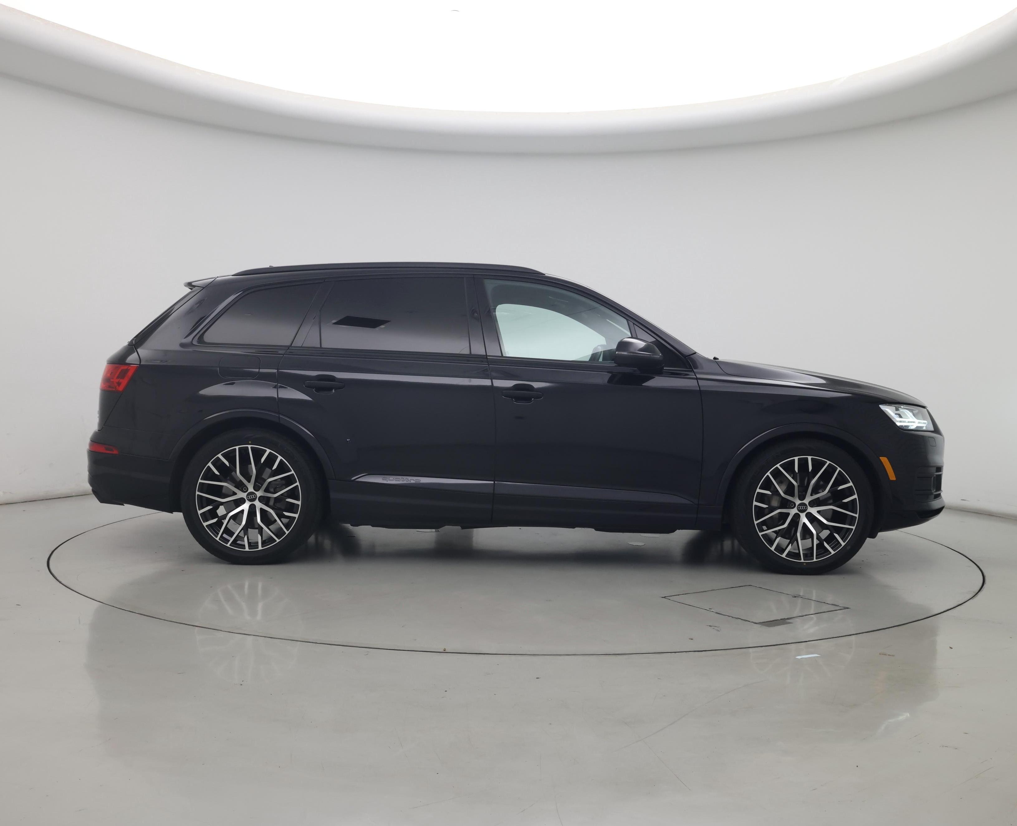 Thumbnail: 2018 Audi Q7 - 7