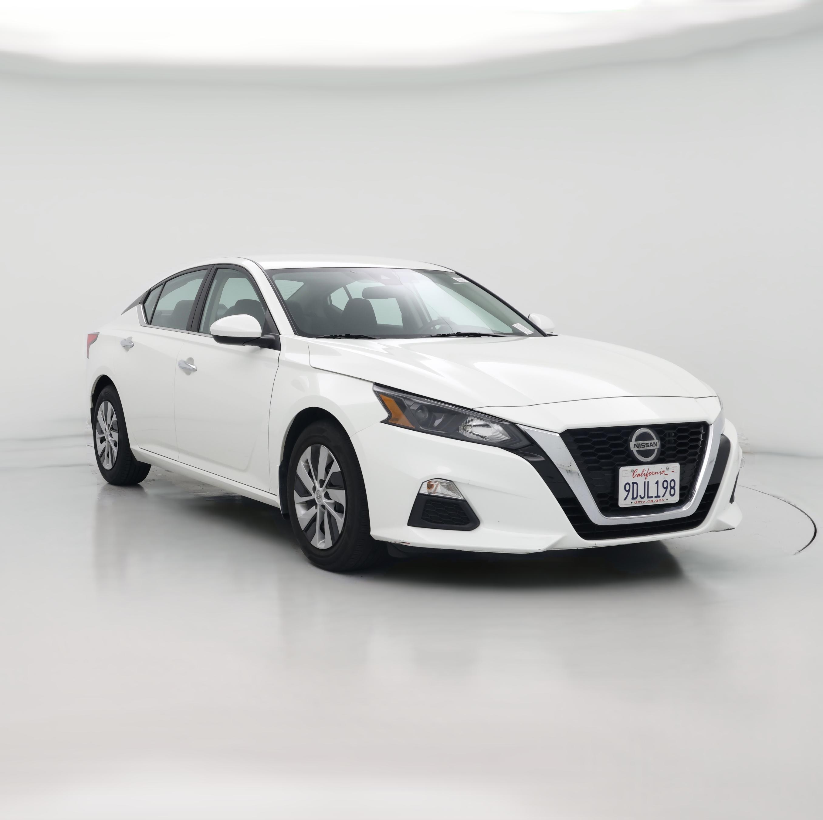 Thumbnail: 2022 Nissan Altima - 1