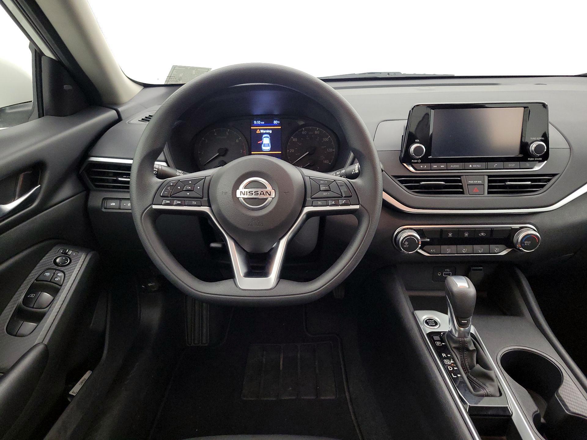 Thumbnail: 2022 Nissan Altima - 10