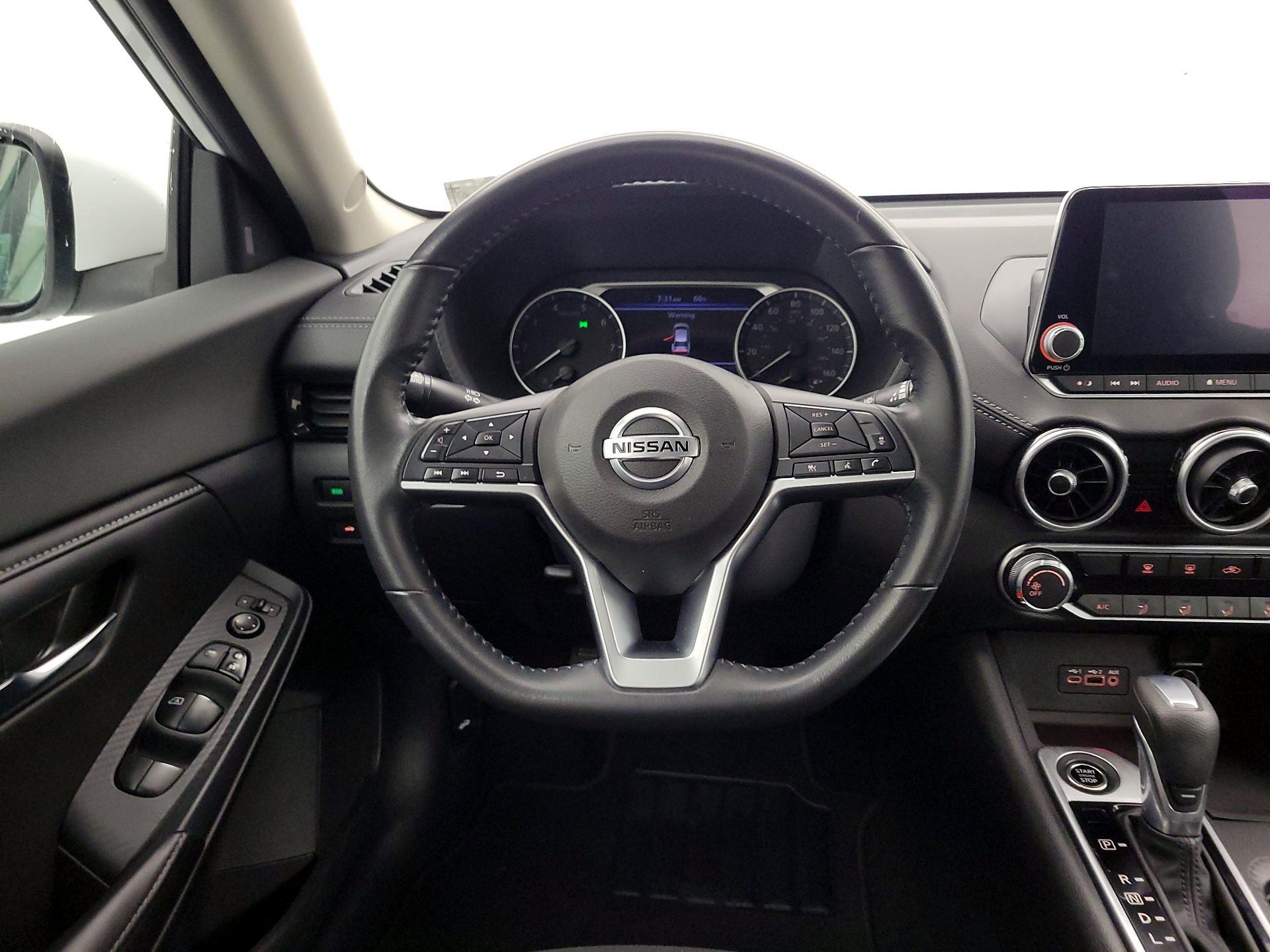 Thumbnail: 2022 Nissan Sentra - 10