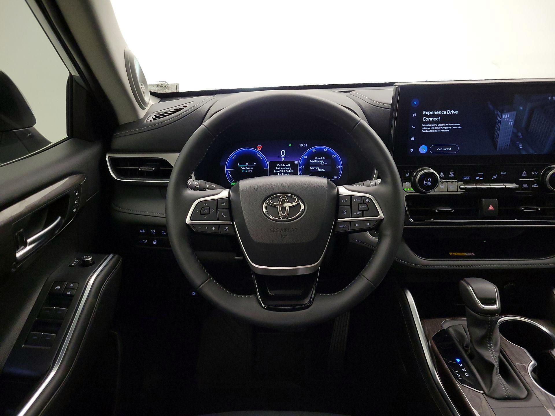 Thumbnail: 2024 Toyota Highlander - 10