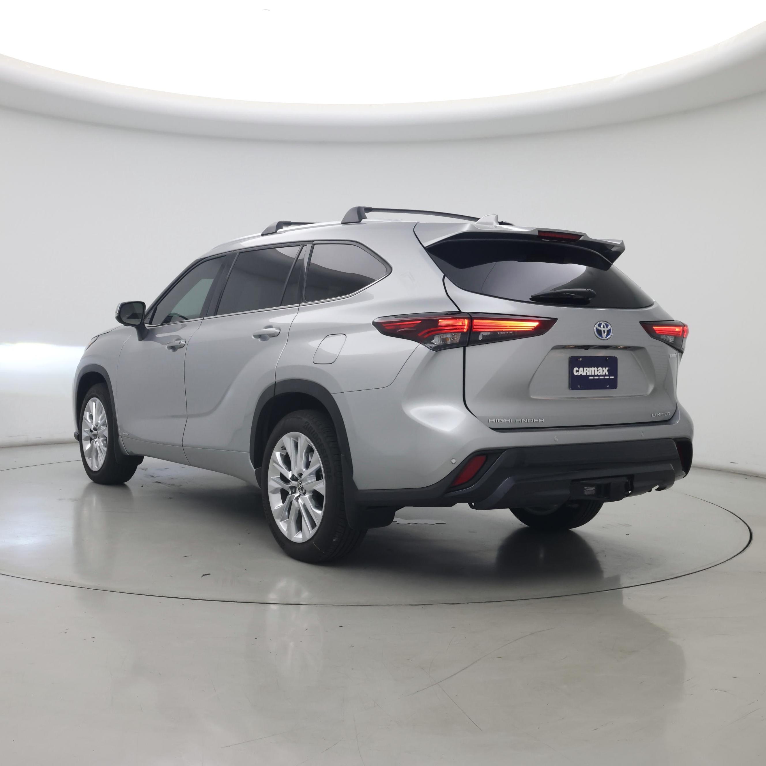 Thumbnail: 2024 Toyota Highlander - 2