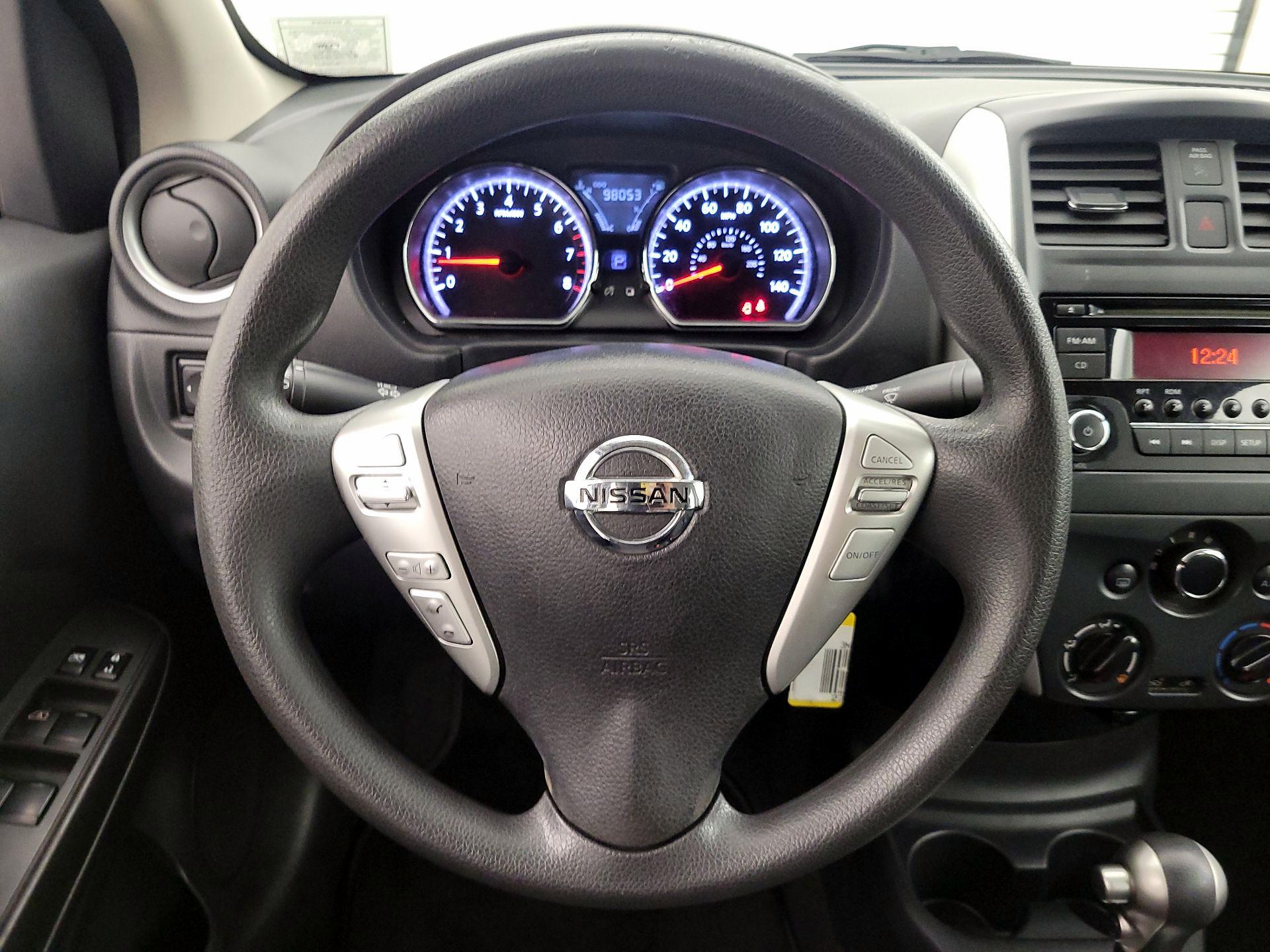 Thumbnail: 2016 Nissan Versa - 10