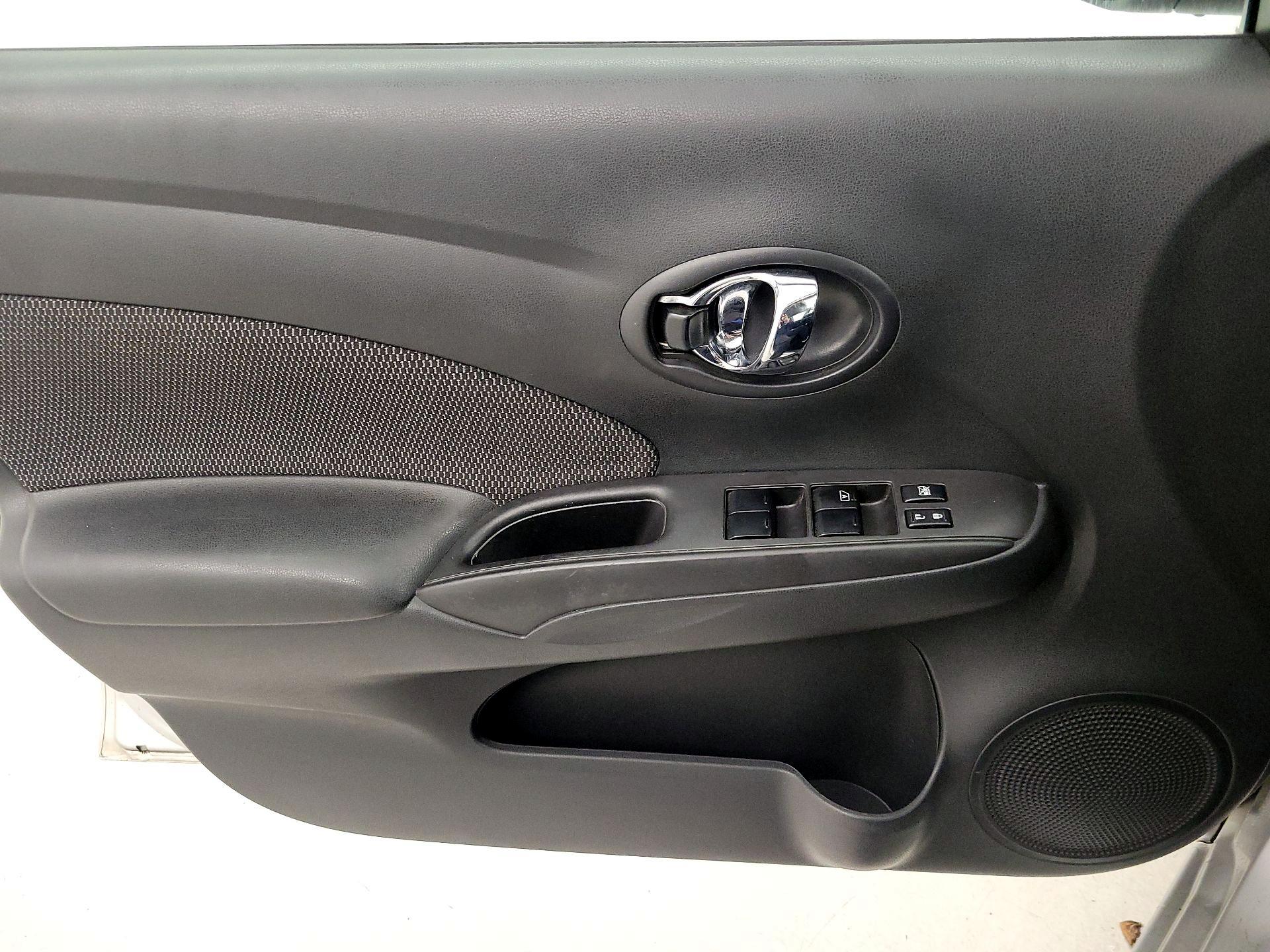 Thumbnail: 2016 Nissan Versa - 12