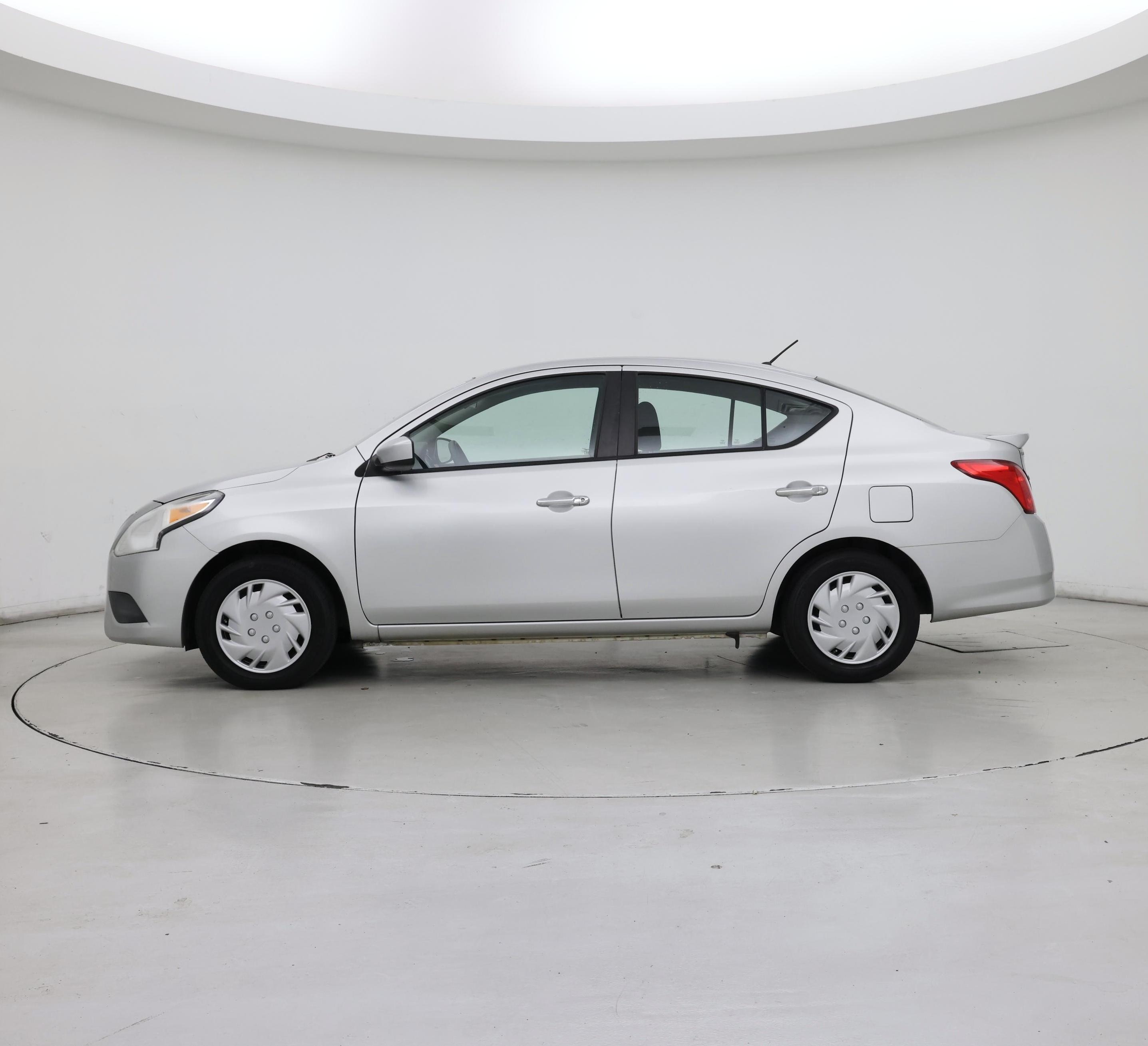 Thumbnail: 2016 Nissan Versa - 3