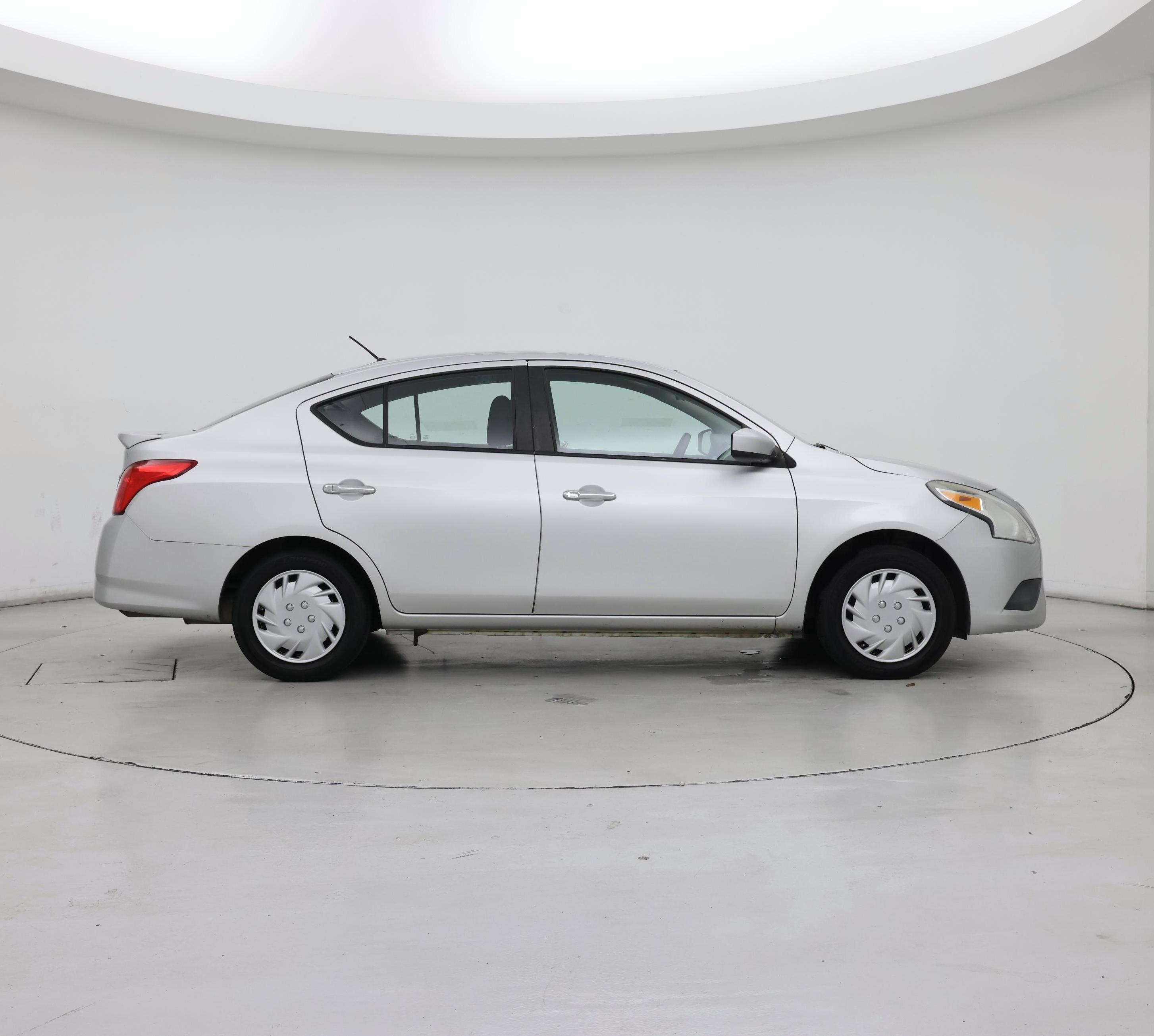 Thumbnail: 2016 Nissan Versa - 7