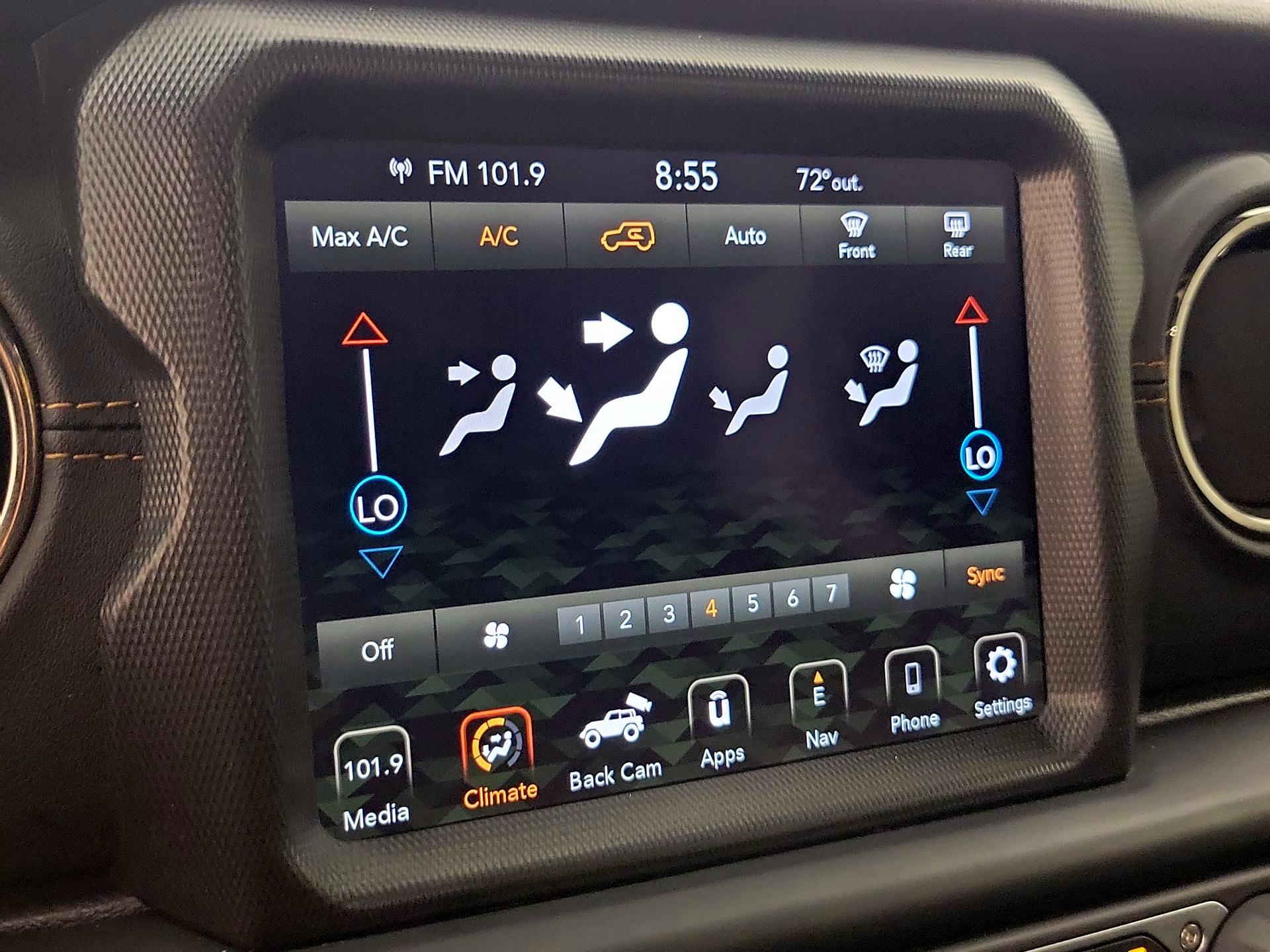 Thumbnail: 2021 Jeep Wrangler - 17