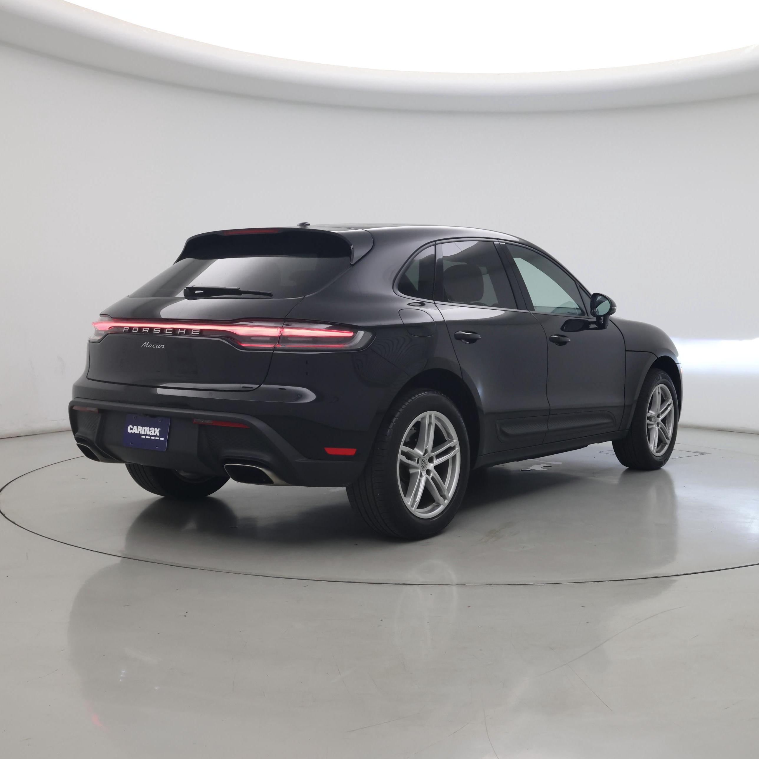 Thumbnail: 2024 Porsche Macan - 8