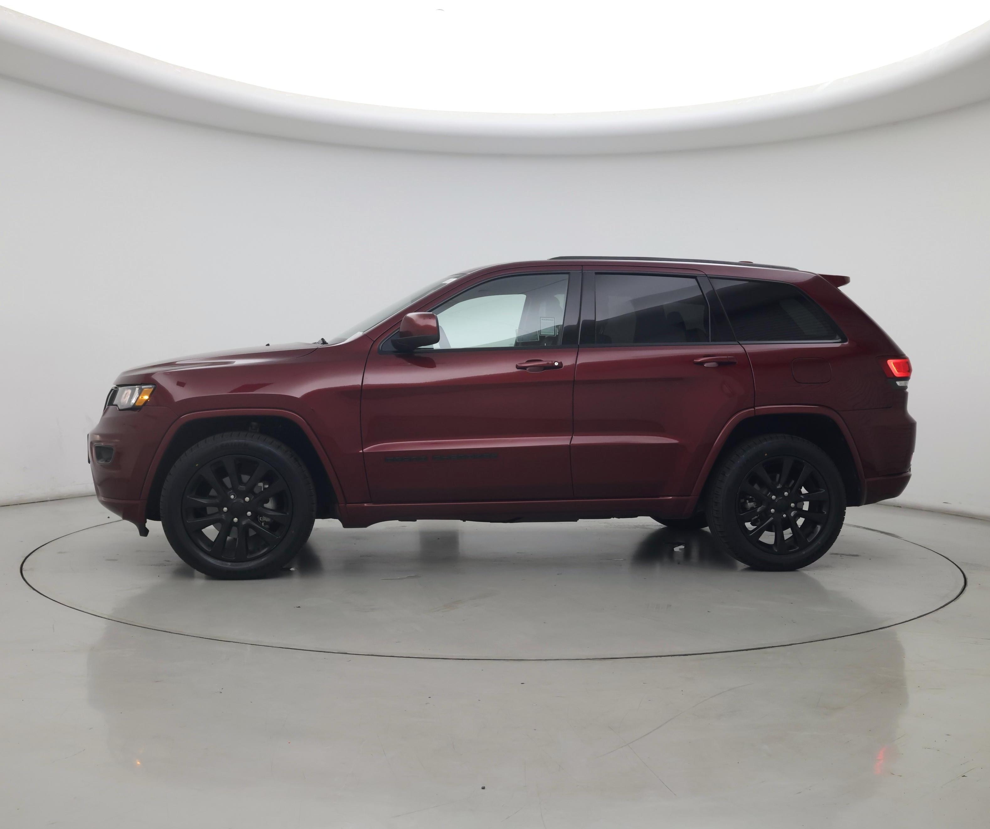 Thumbnail: 2019 Jeep Grand Cherokee - 3