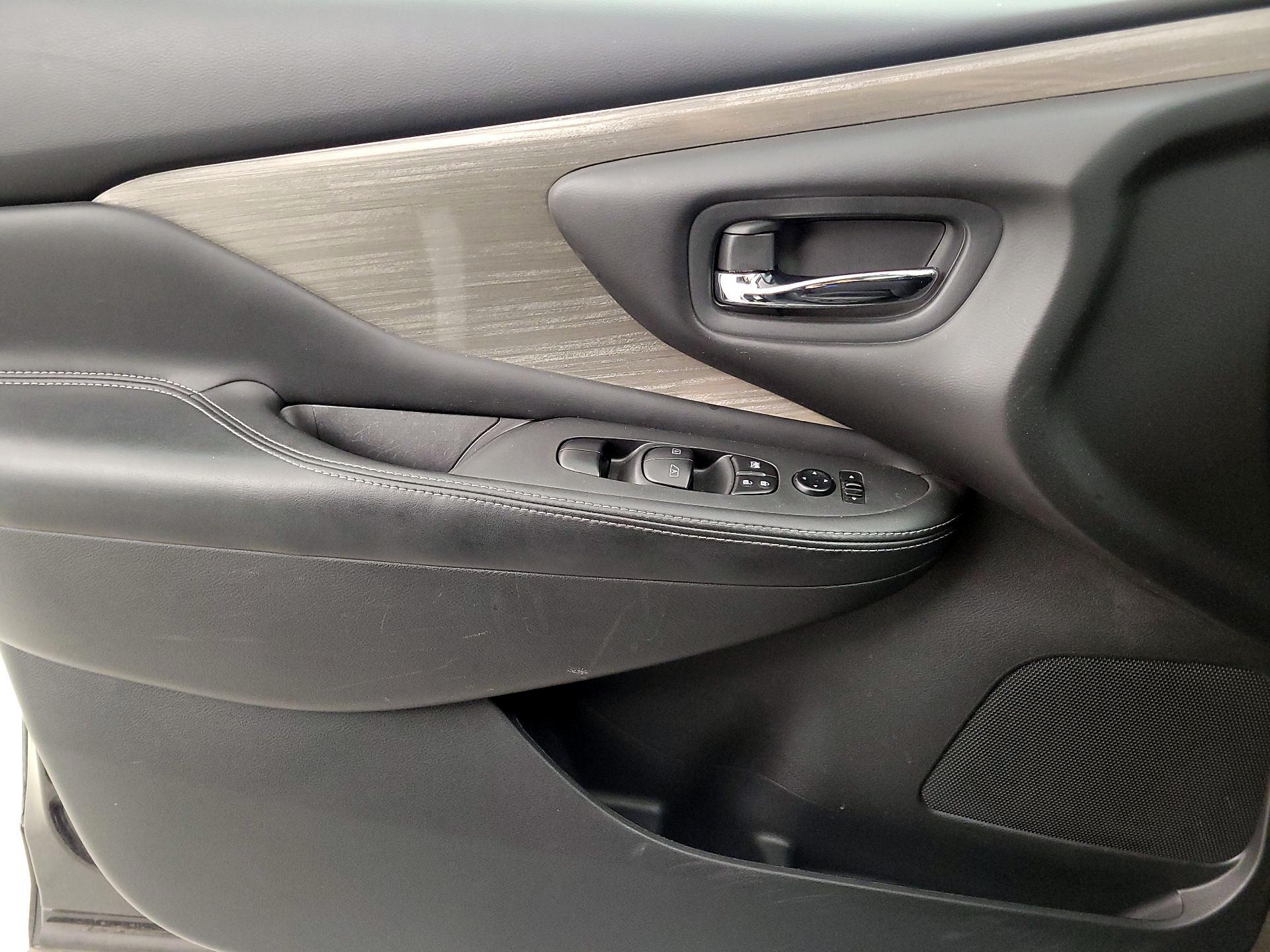 Thumbnail: 2016 Nissan Murano - 12