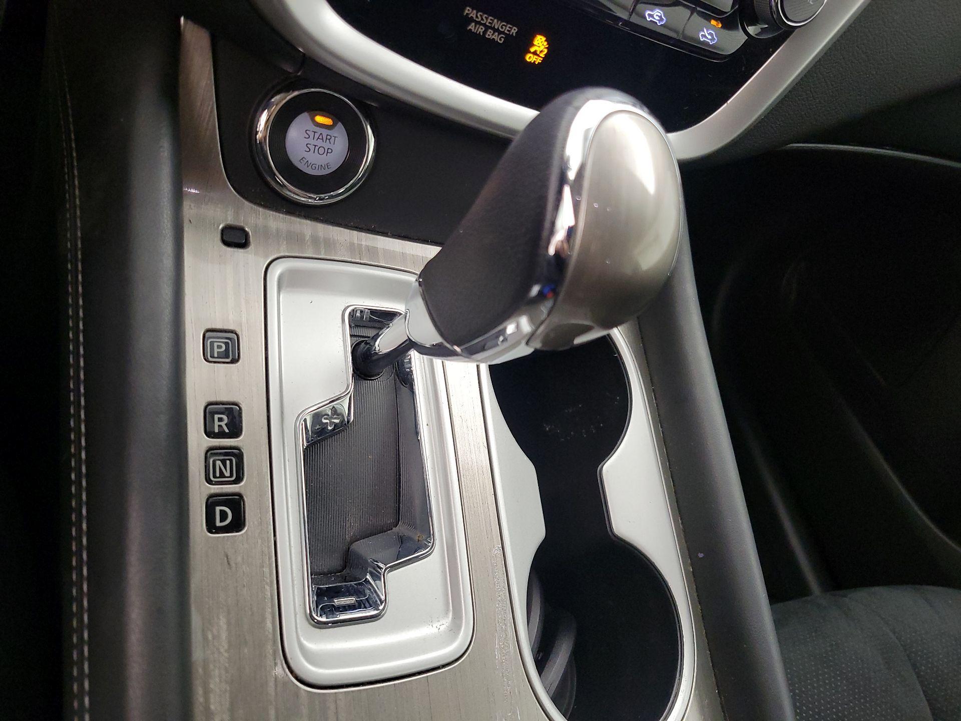 Thumbnail: 2016 Nissan Murano - 17