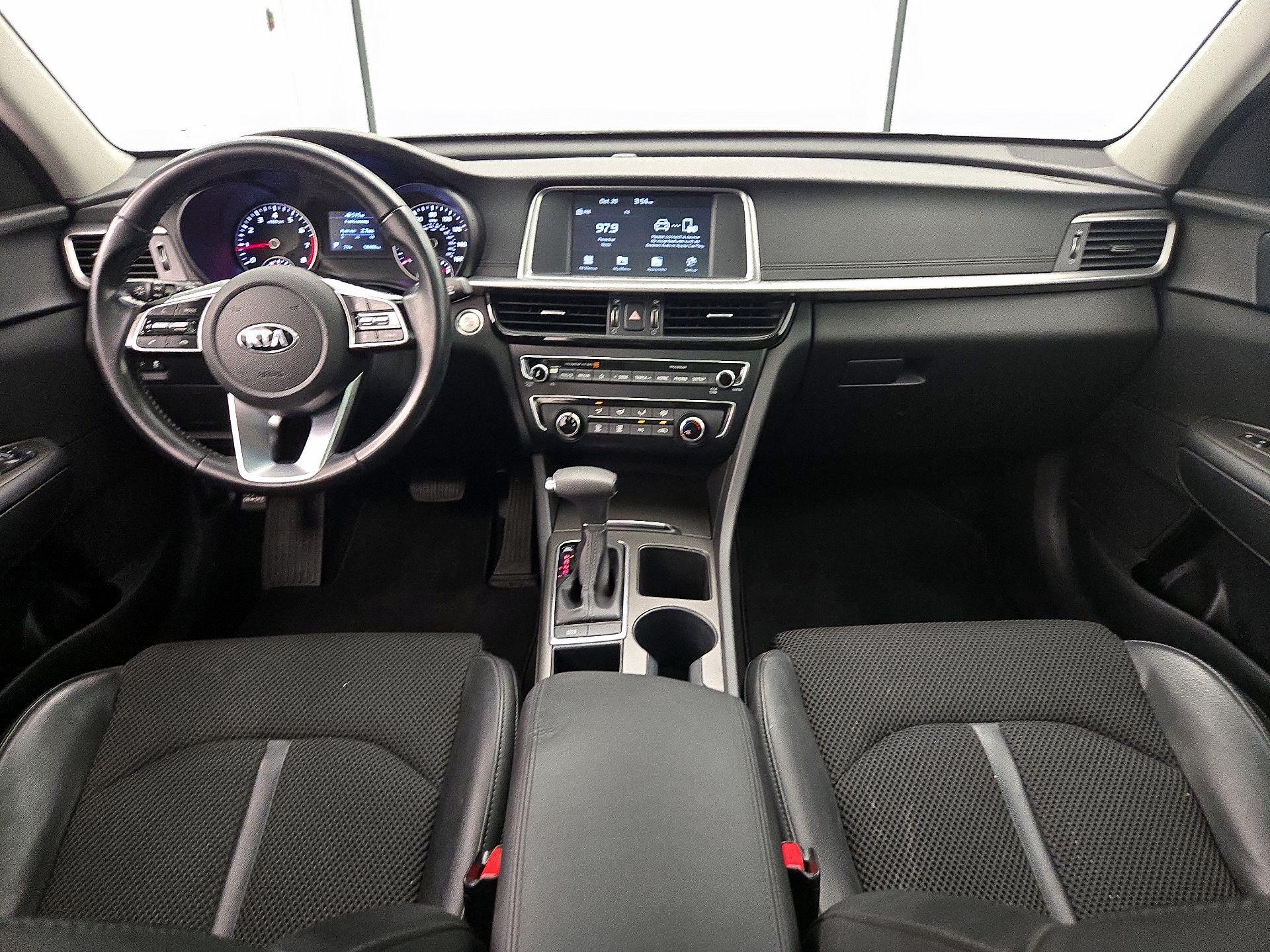 Thumbnail: 2020 Kia Optima - 9