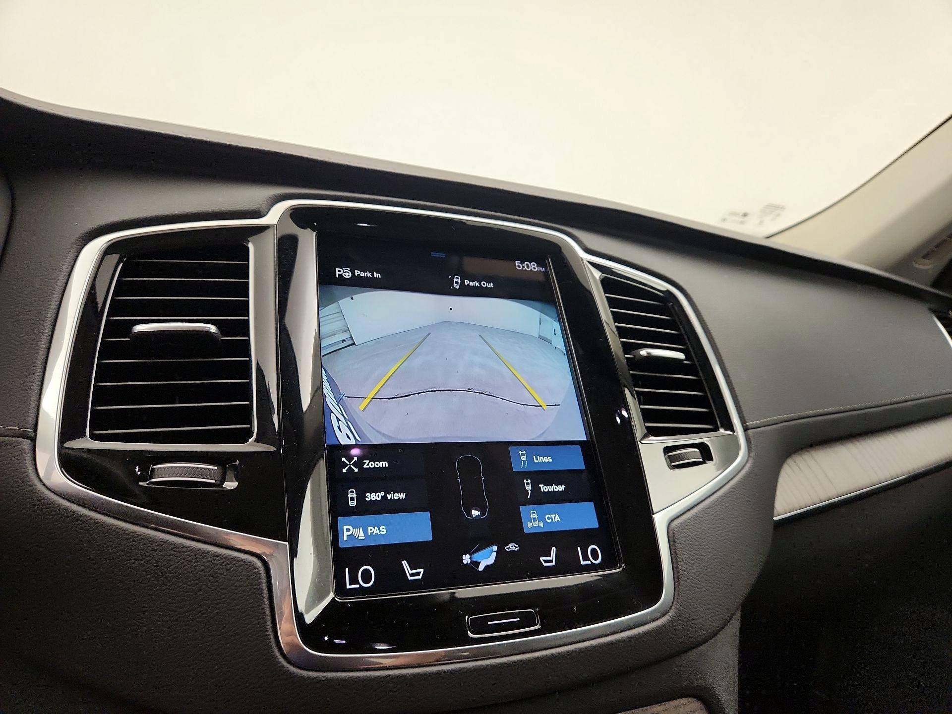 Thumbnail: 2022 Volvo XC90 - 15
