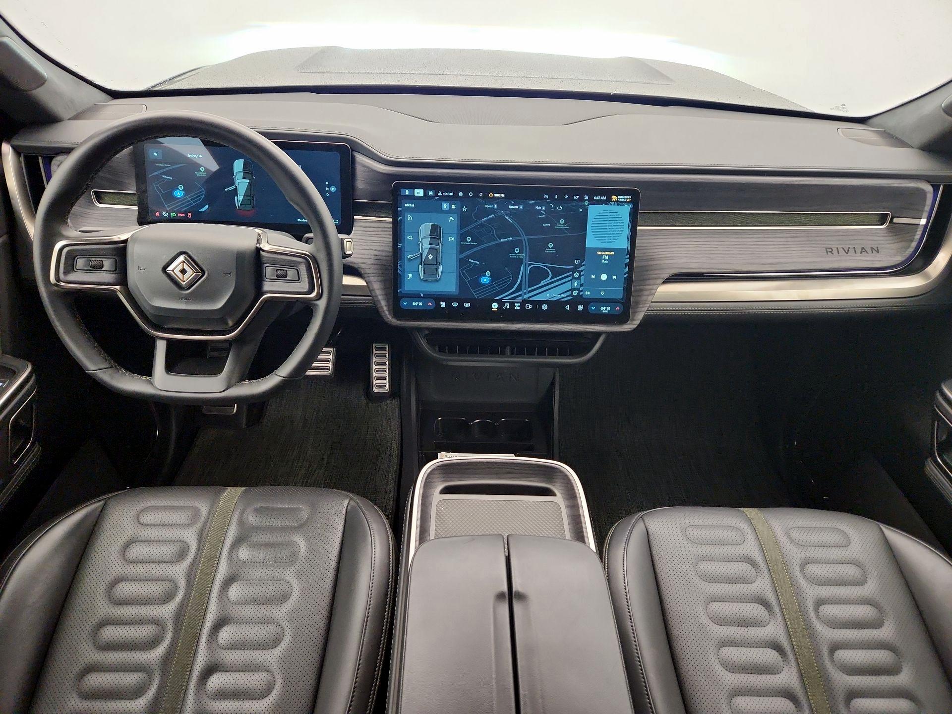 Thumbnail: 2024 Rivian R1S - 9