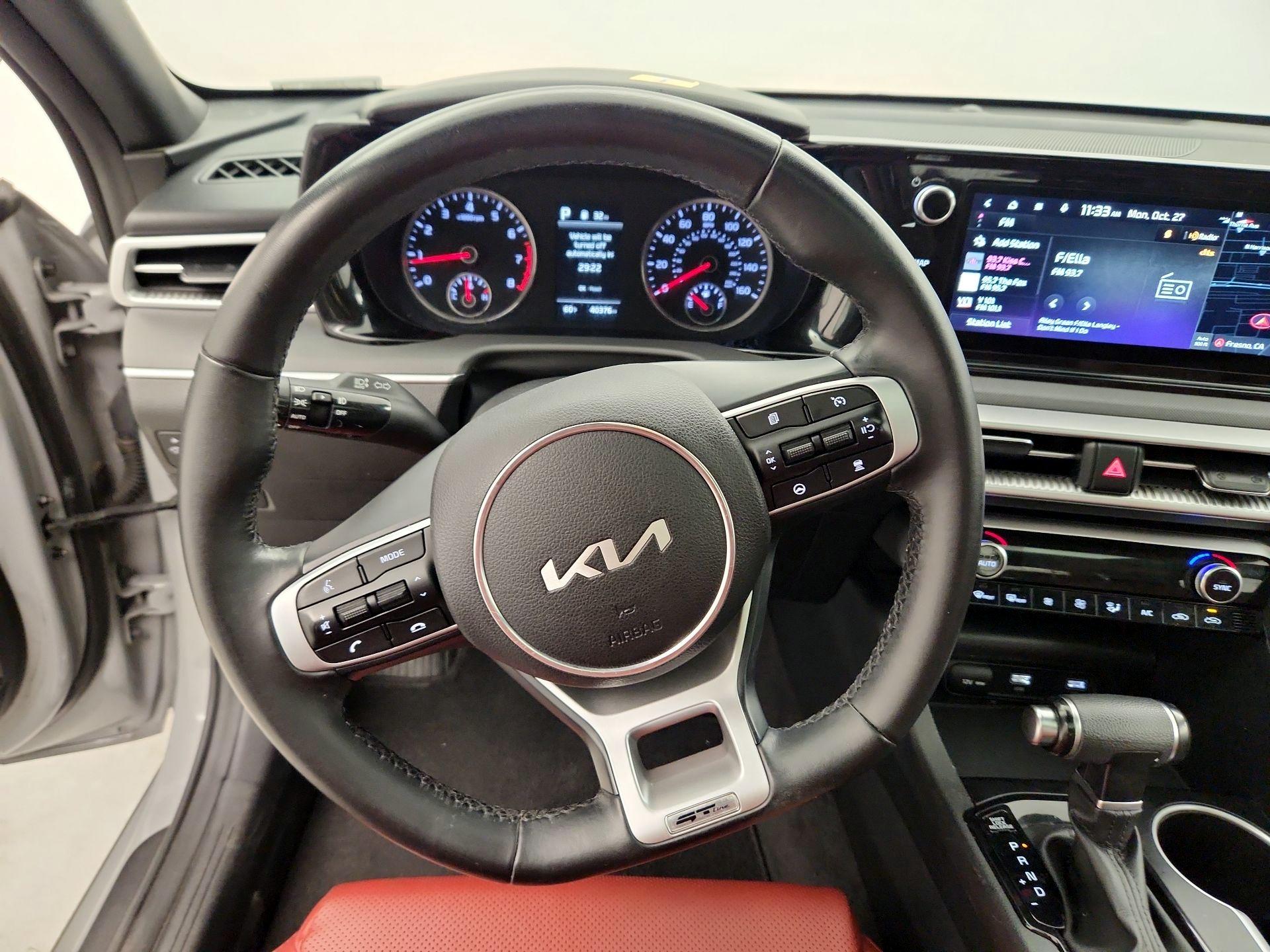 Thumbnail: 2023 Kia K5 - 10