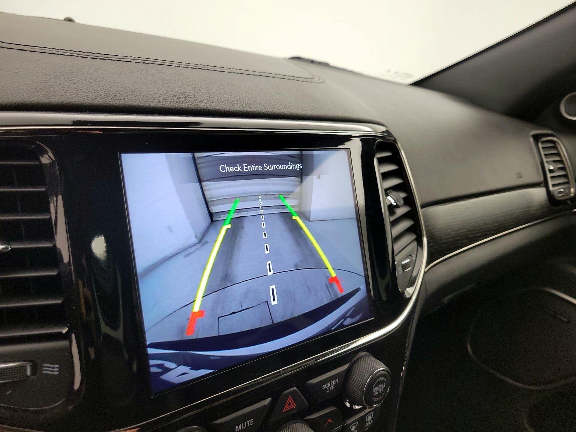 Thumbnail: 2021 Jeep Grand Cherokee - 14