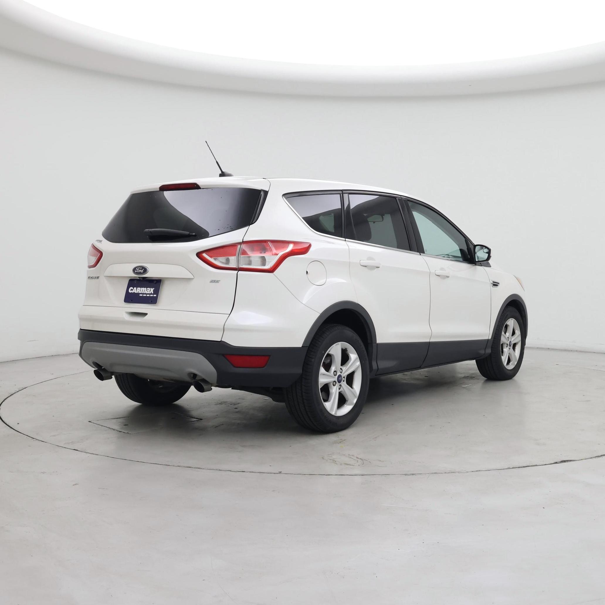 Thumbnail: 2015 Ford Escape - 8