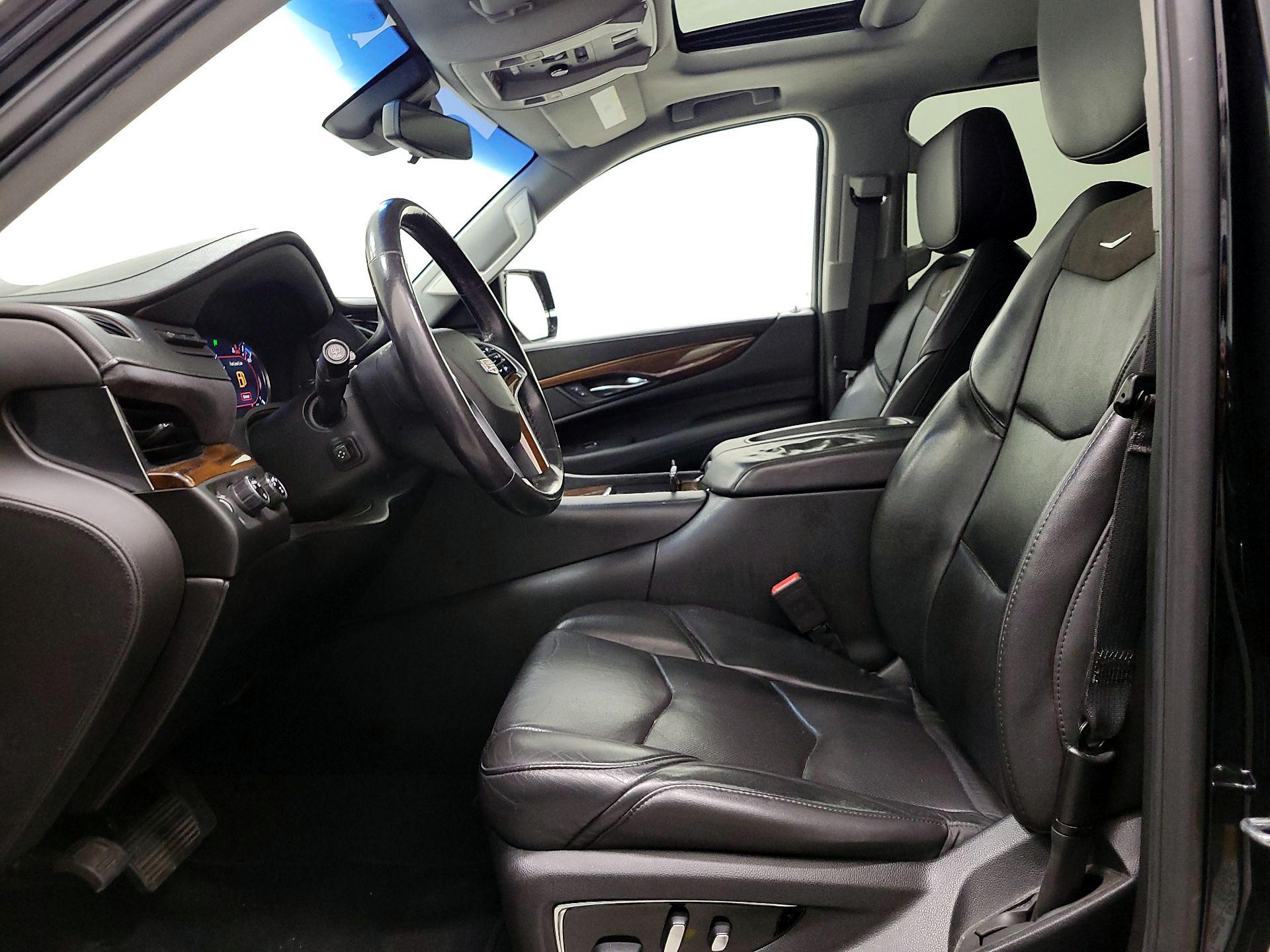 Thumbnail: 2018 Cadillac Escalade - 11