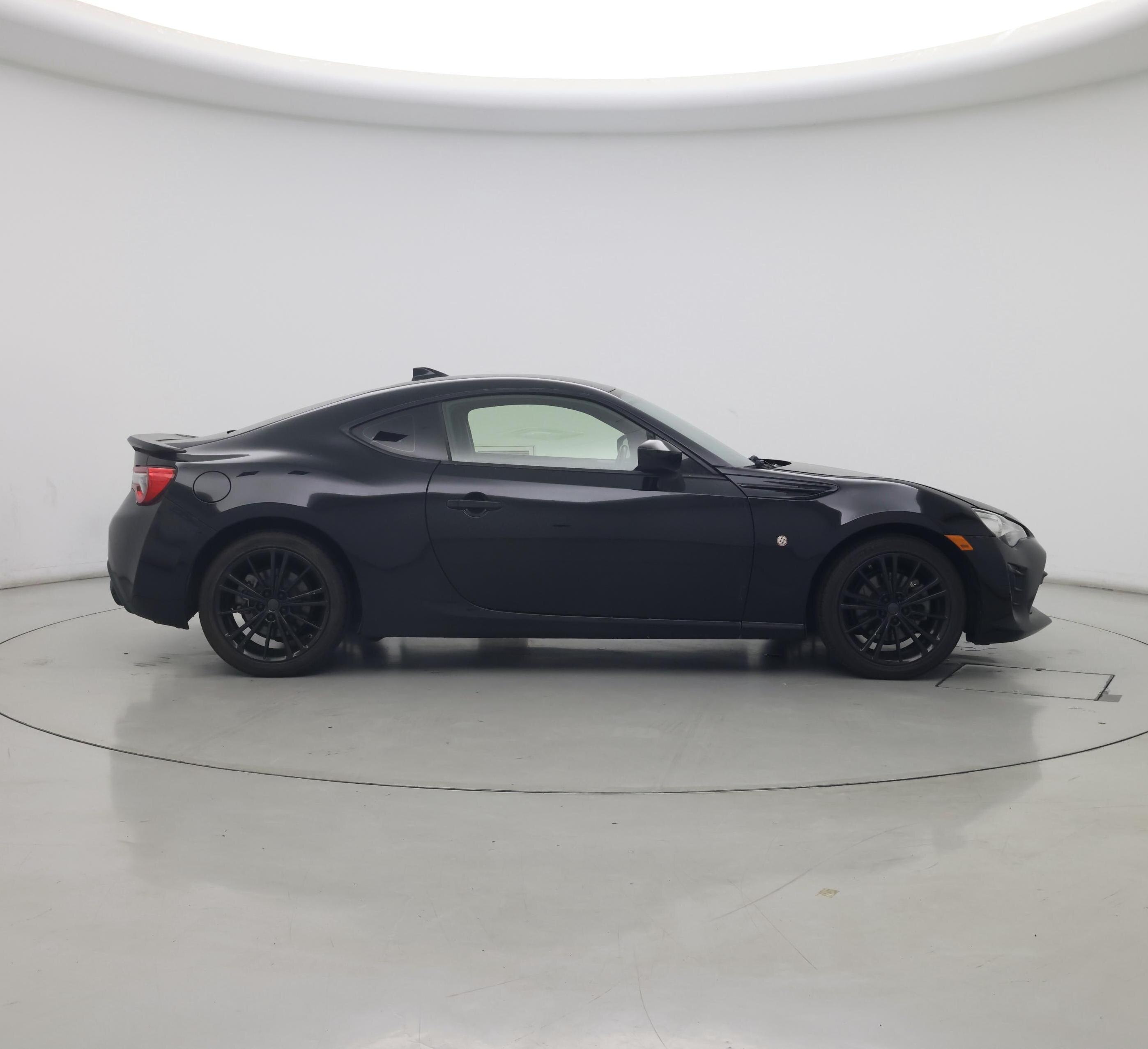 Thumbnail: 2017 Toyota 86 - 7