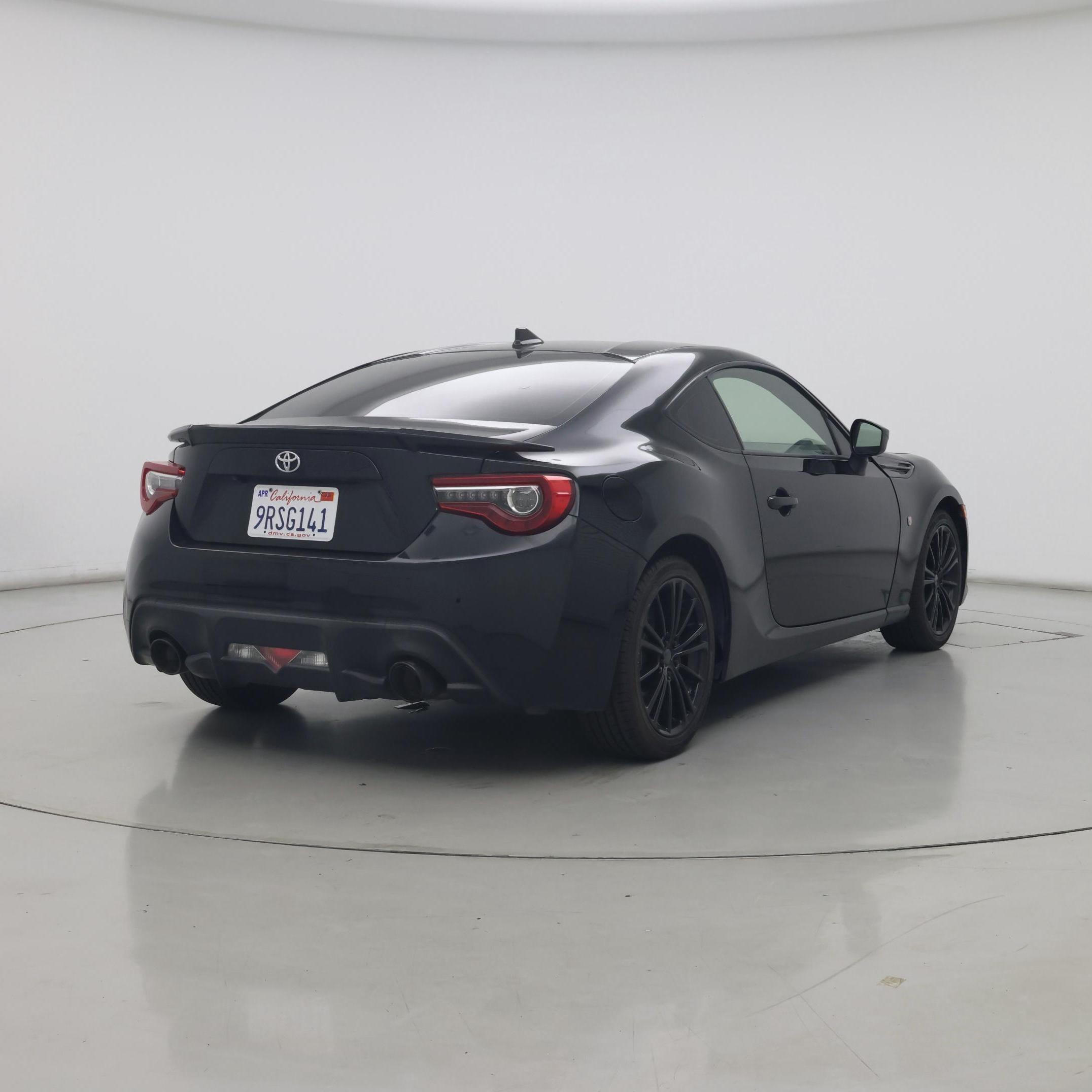 Thumbnail: 2017 Toyota 86 - 8