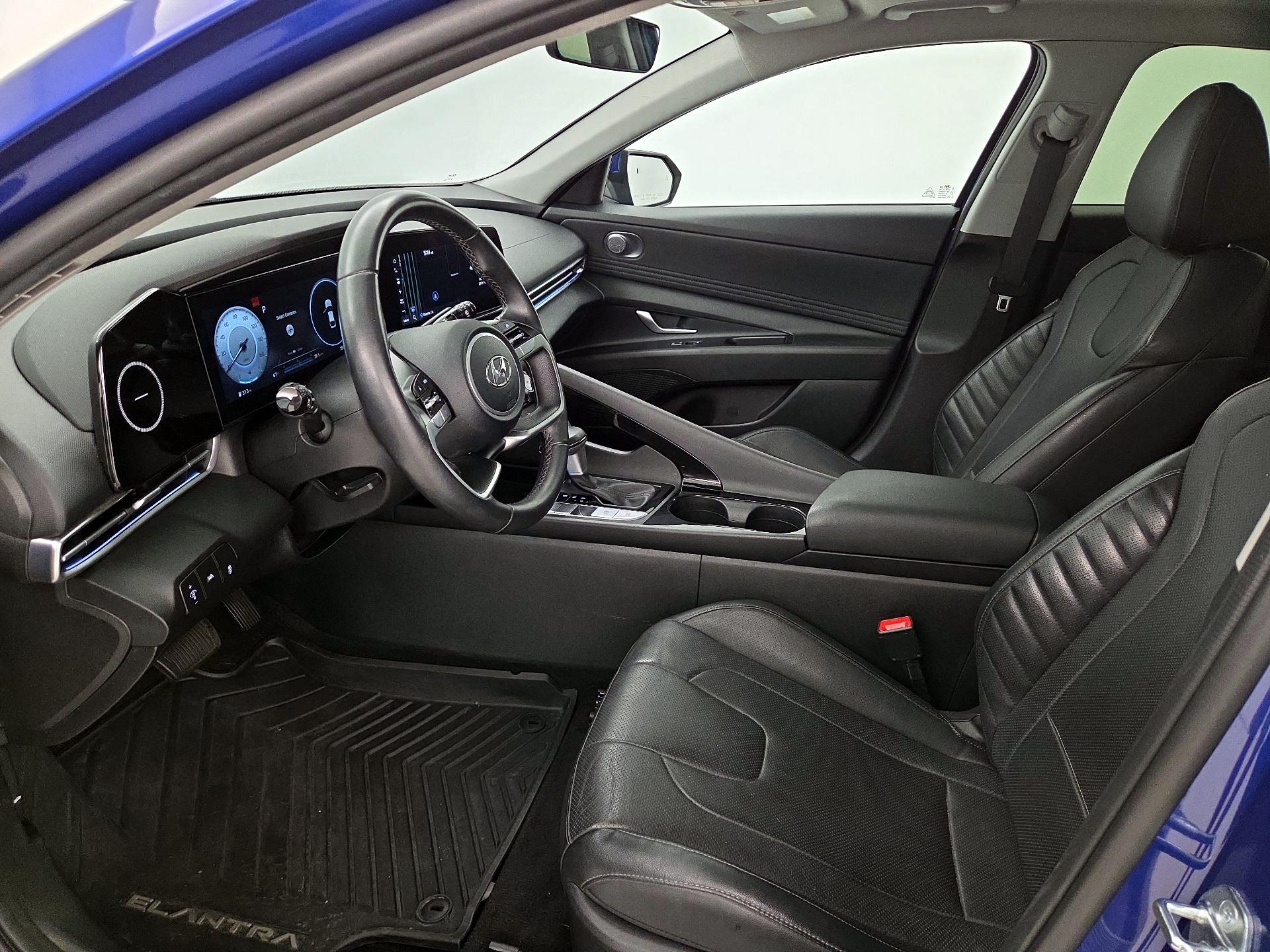 Thumbnail: 2023 Hyundai Elantra - 11
