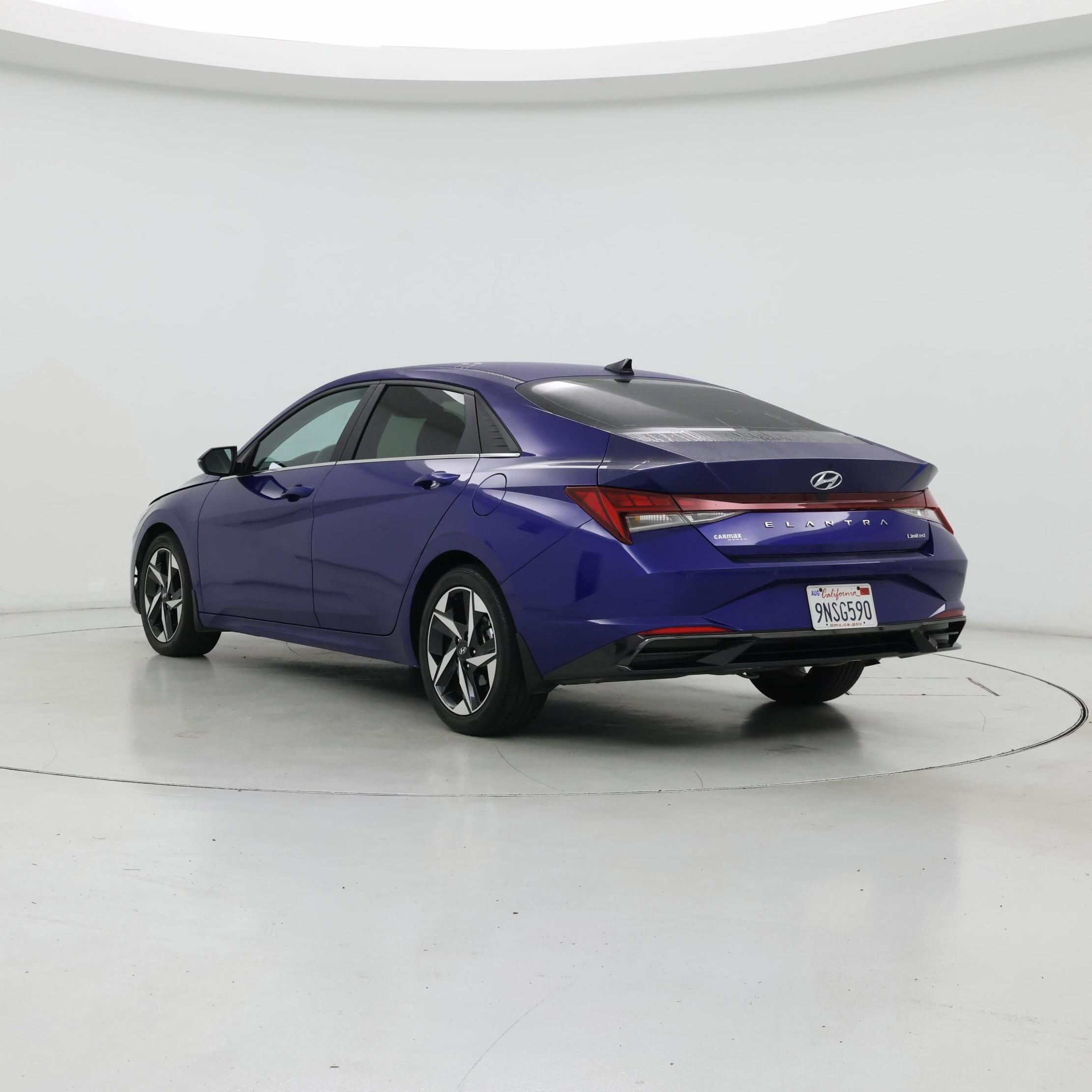 Thumbnail: 2023 Hyundai Elantra - 2