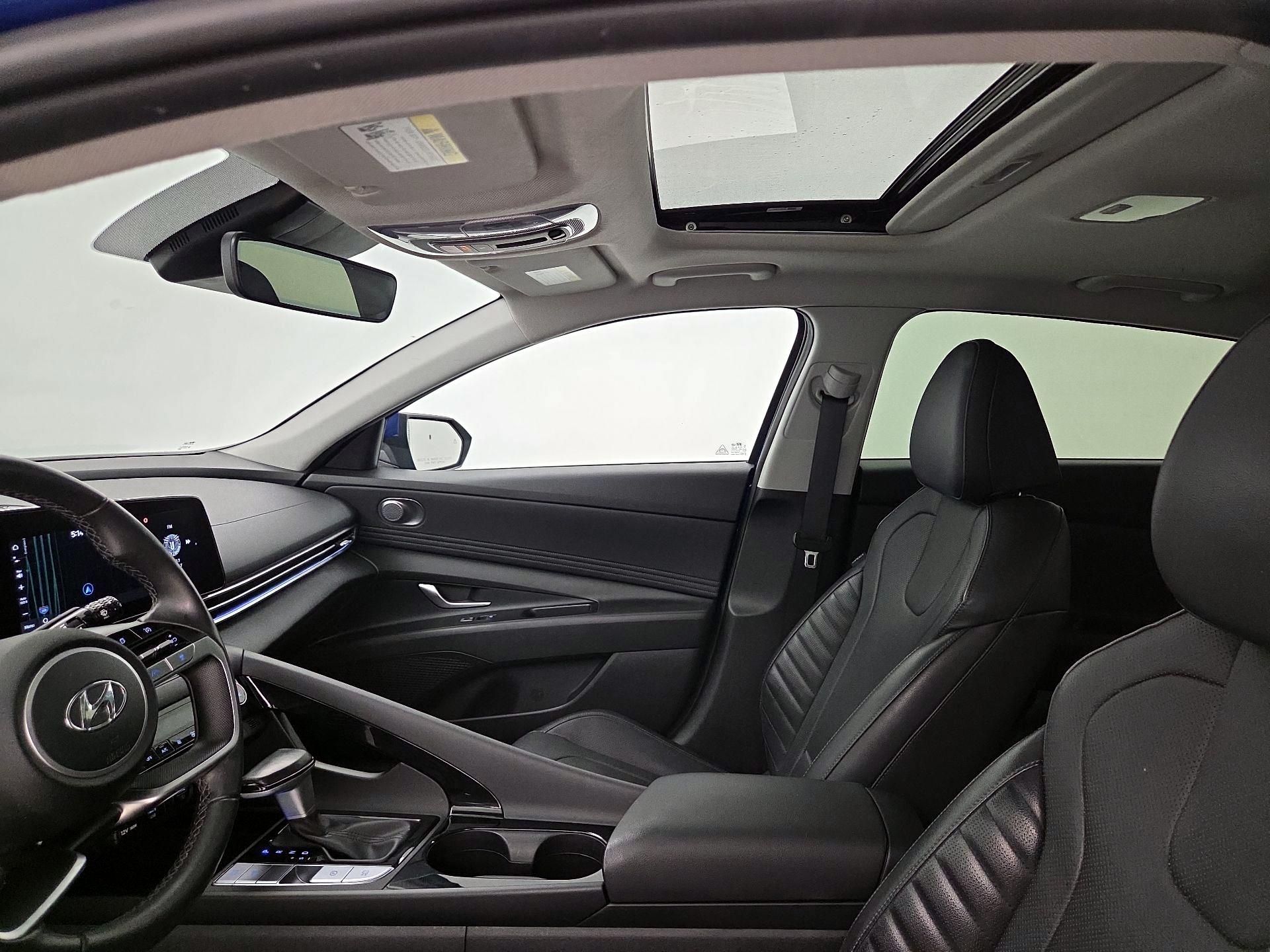 Thumbnail: 2023 Hyundai Elantra - 20