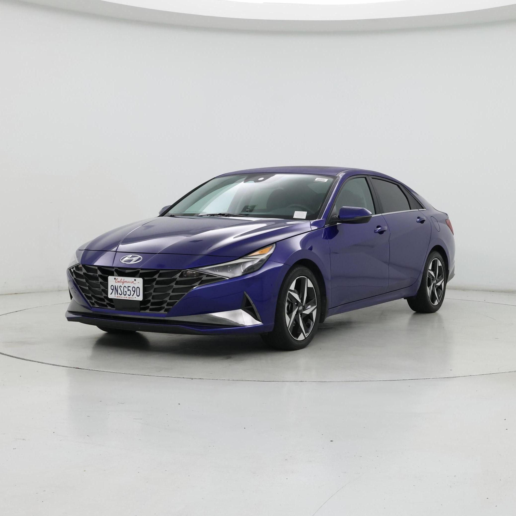 Thumbnail: 2023 Hyundai Elantra - 4