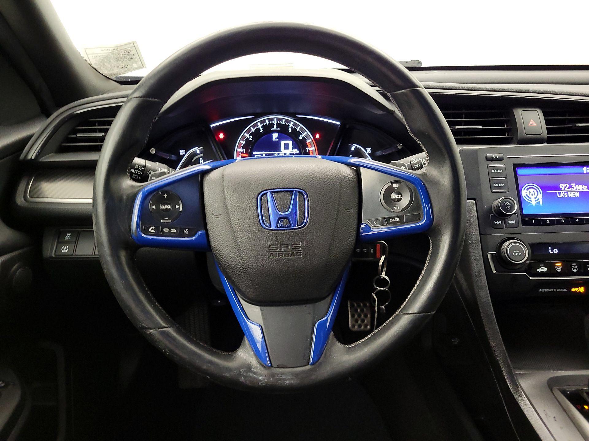 Thumbnail: 2017 Honda Civic - 10