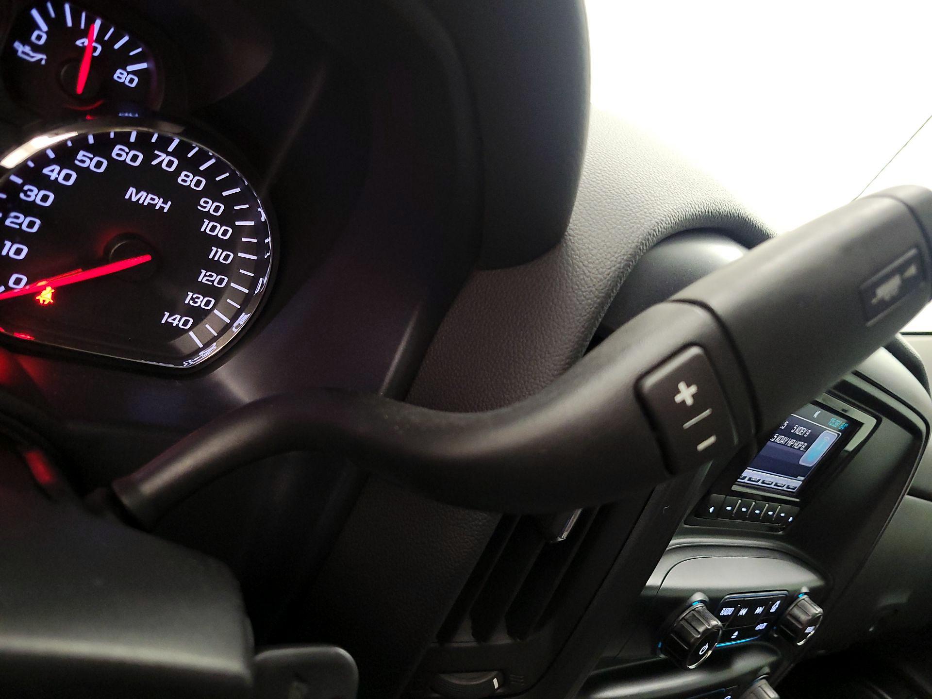 Thumbnail: 2015 Chevrolet Silverado 1500 - 16