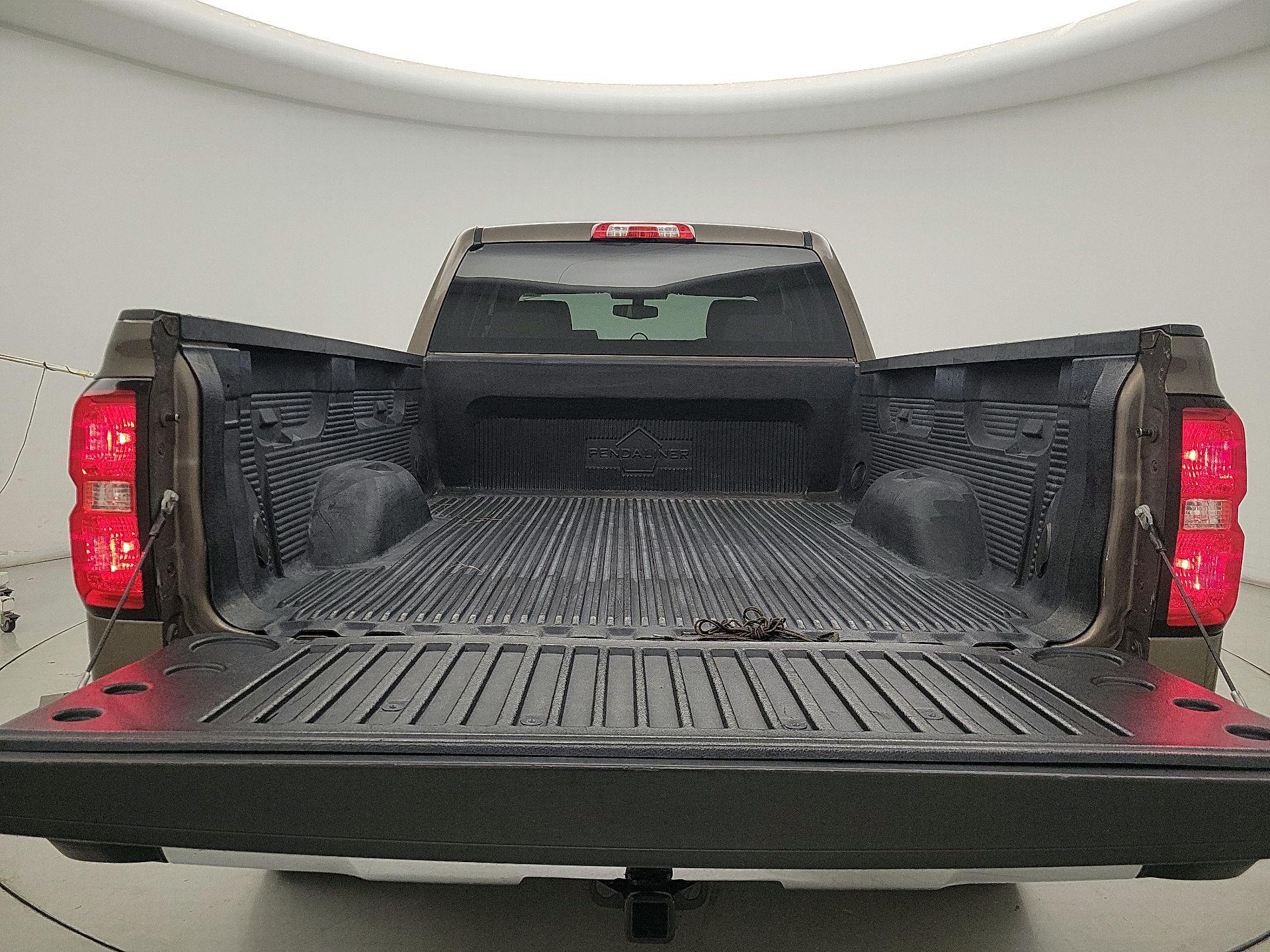 Thumbnail: 2015 Chevrolet Silverado 1500 - 19
