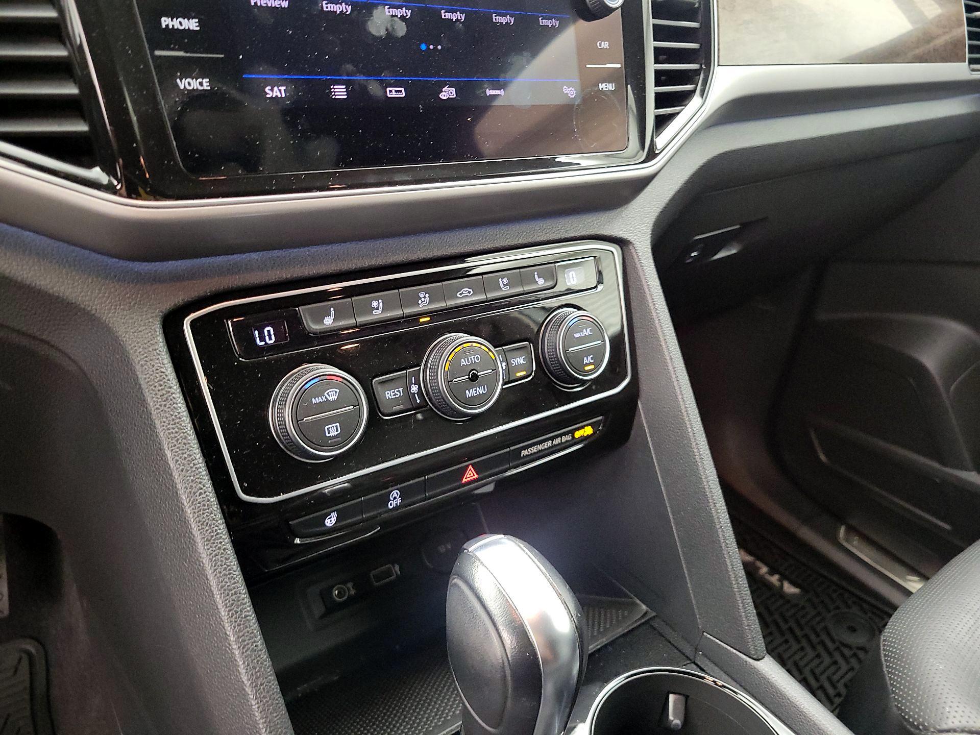 Thumbnail: 2019 Volkswagen Atlas - 16