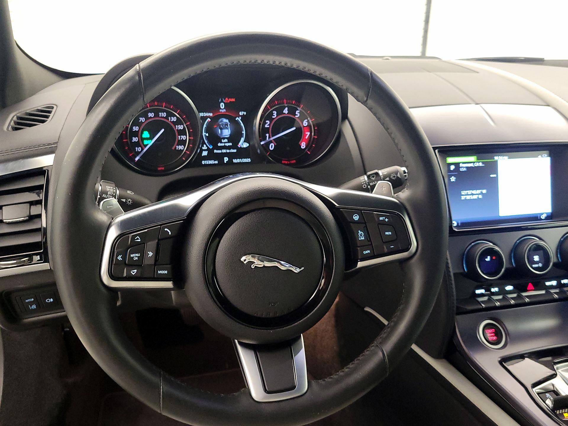 Thumbnail: 2018 Jaguar F-Type - 10