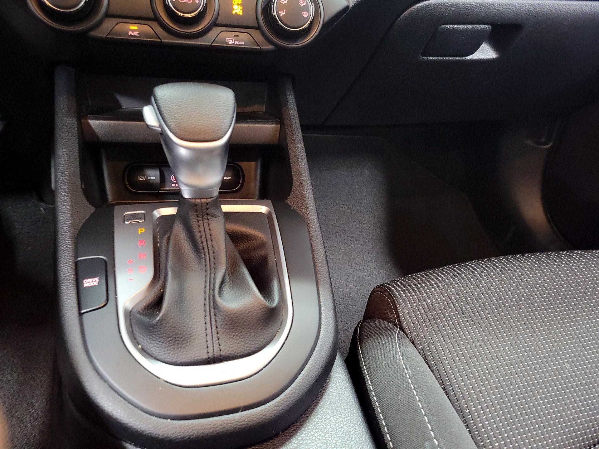 Thumbnail: 2021 Kia Forte - 17