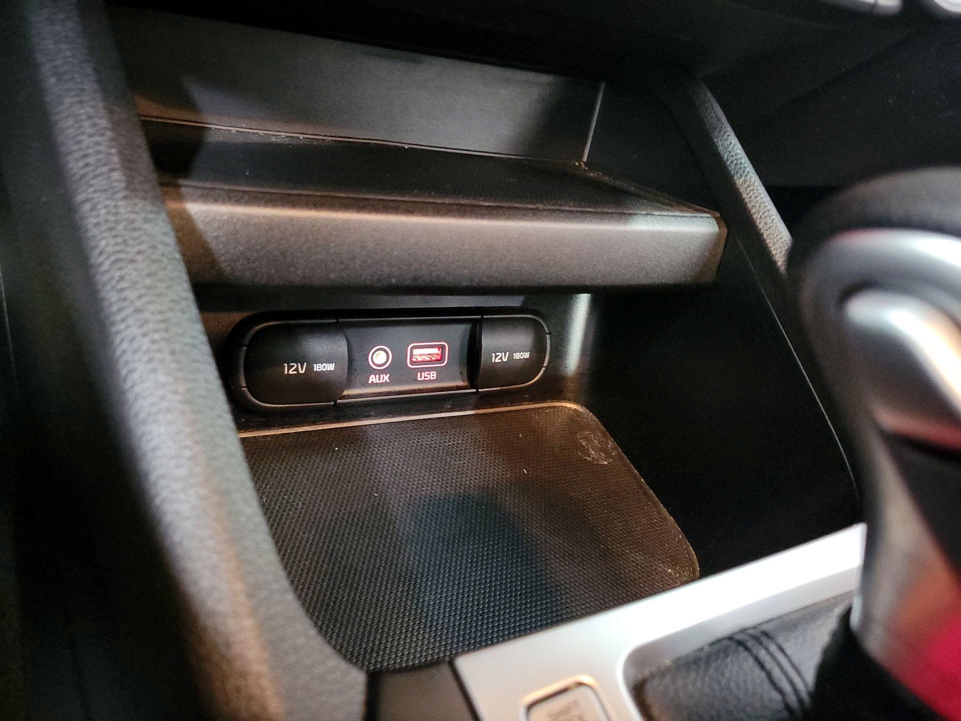 Thumbnail: 2021 Kia Forte - 18
