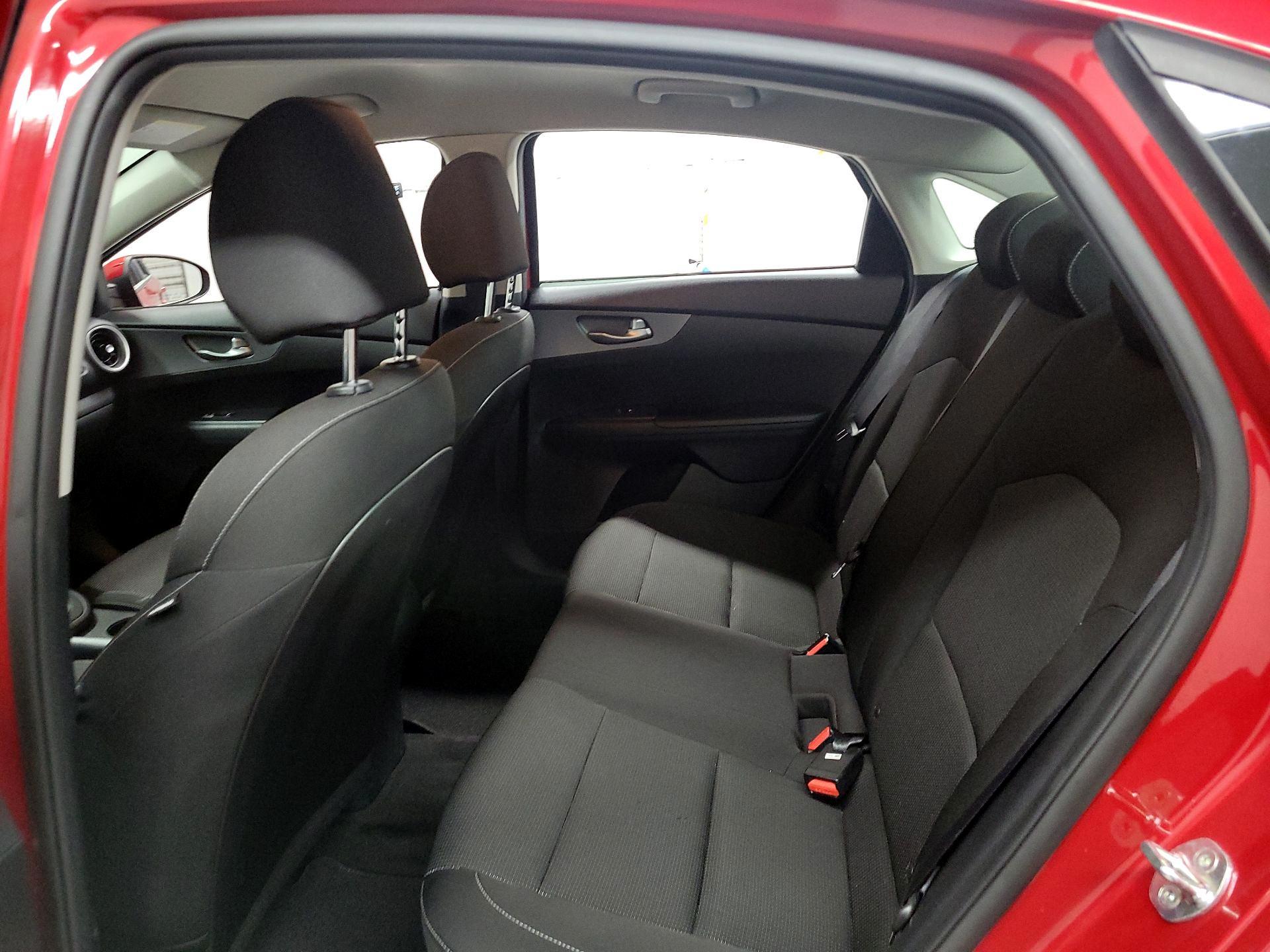Thumbnail: 2021 Kia Forte - 19