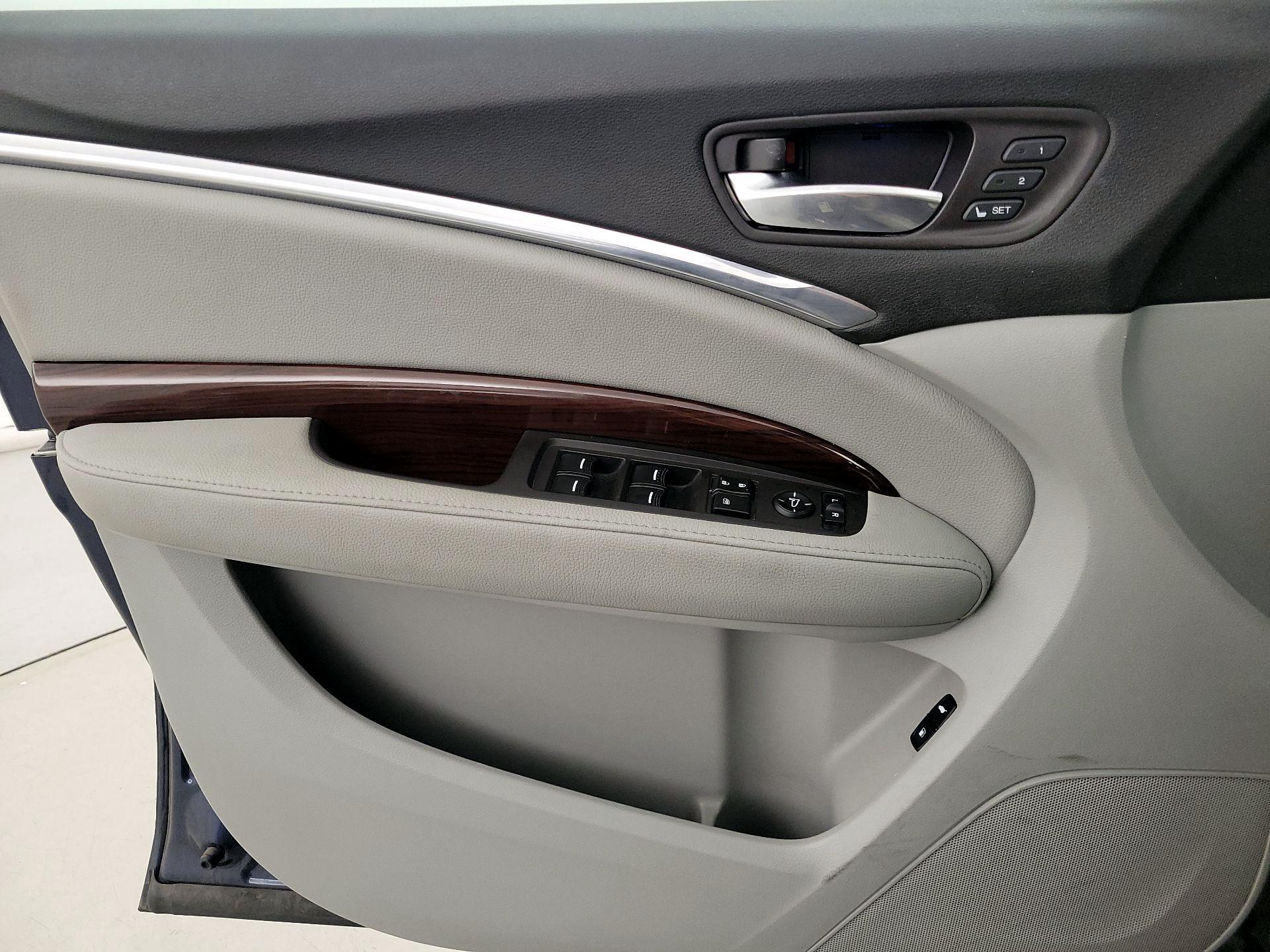 Thumbnail: 2015 Acura MDX - 12