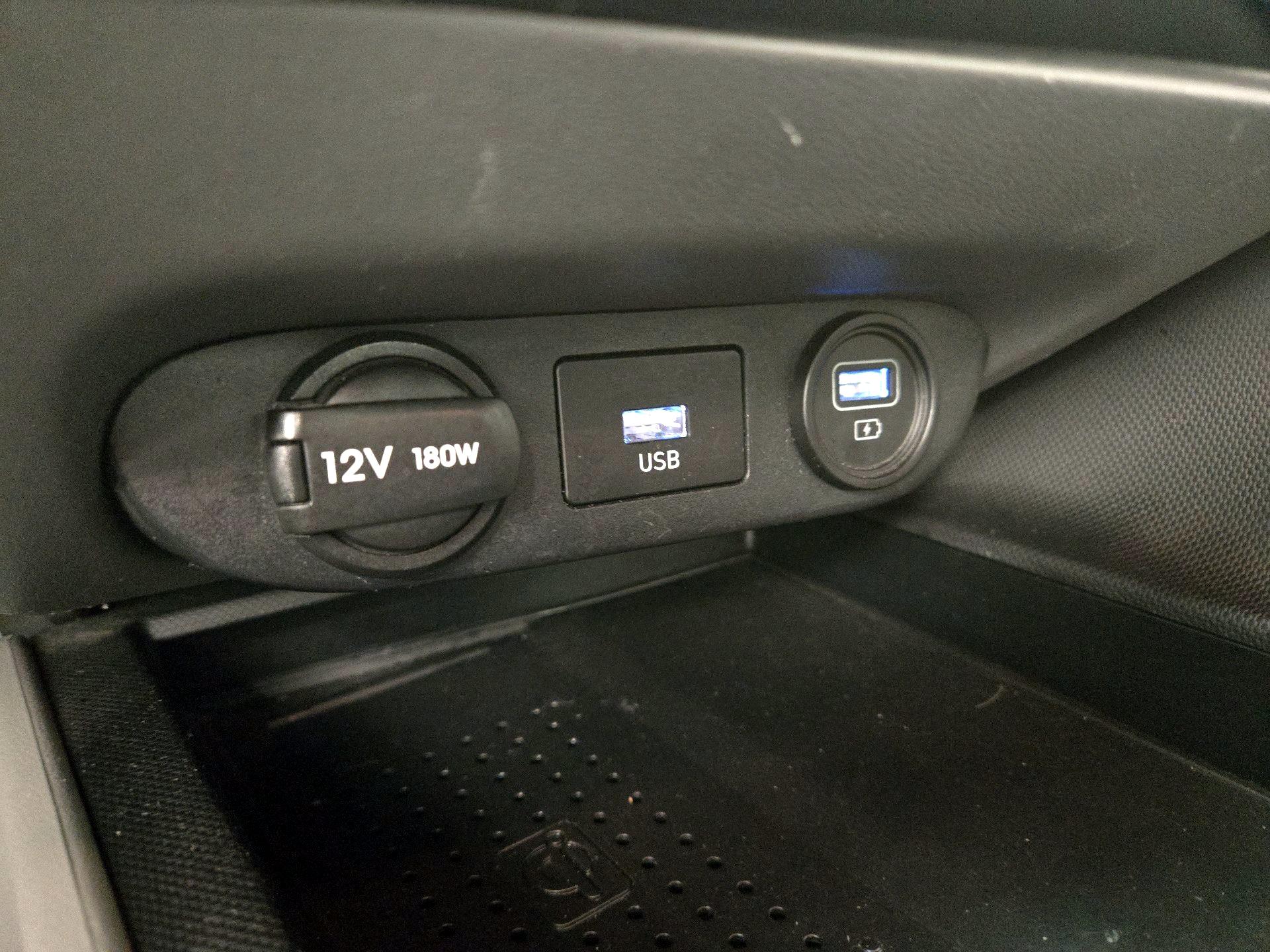 Thumbnail: 2023 Hyundai Elantra - 19