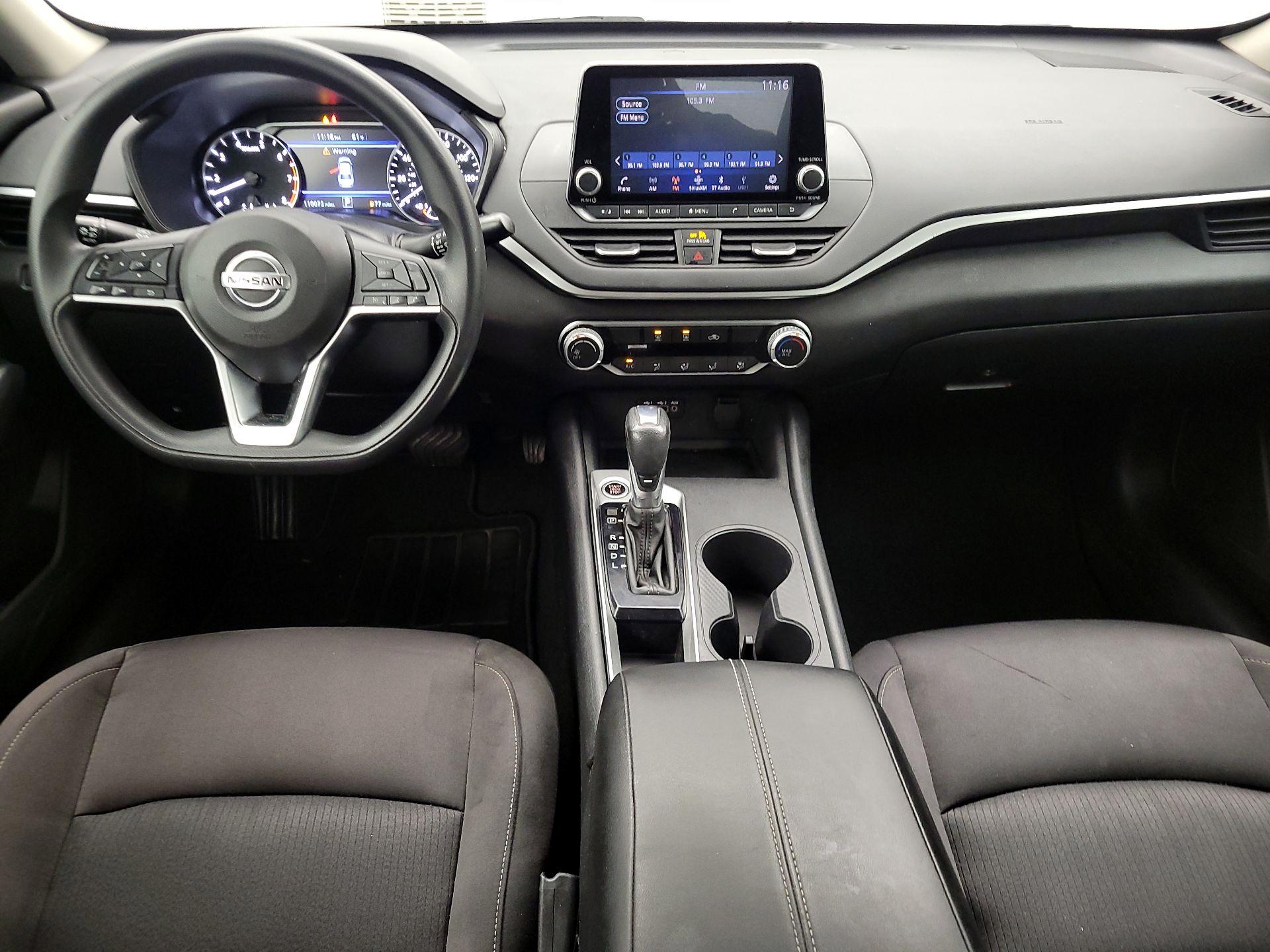 Thumbnail: 2020 Nissan Altima - 9