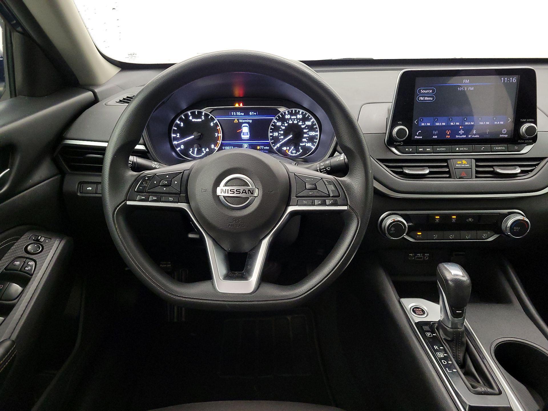 Thumbnail: 2020 Nissan Altima - 10