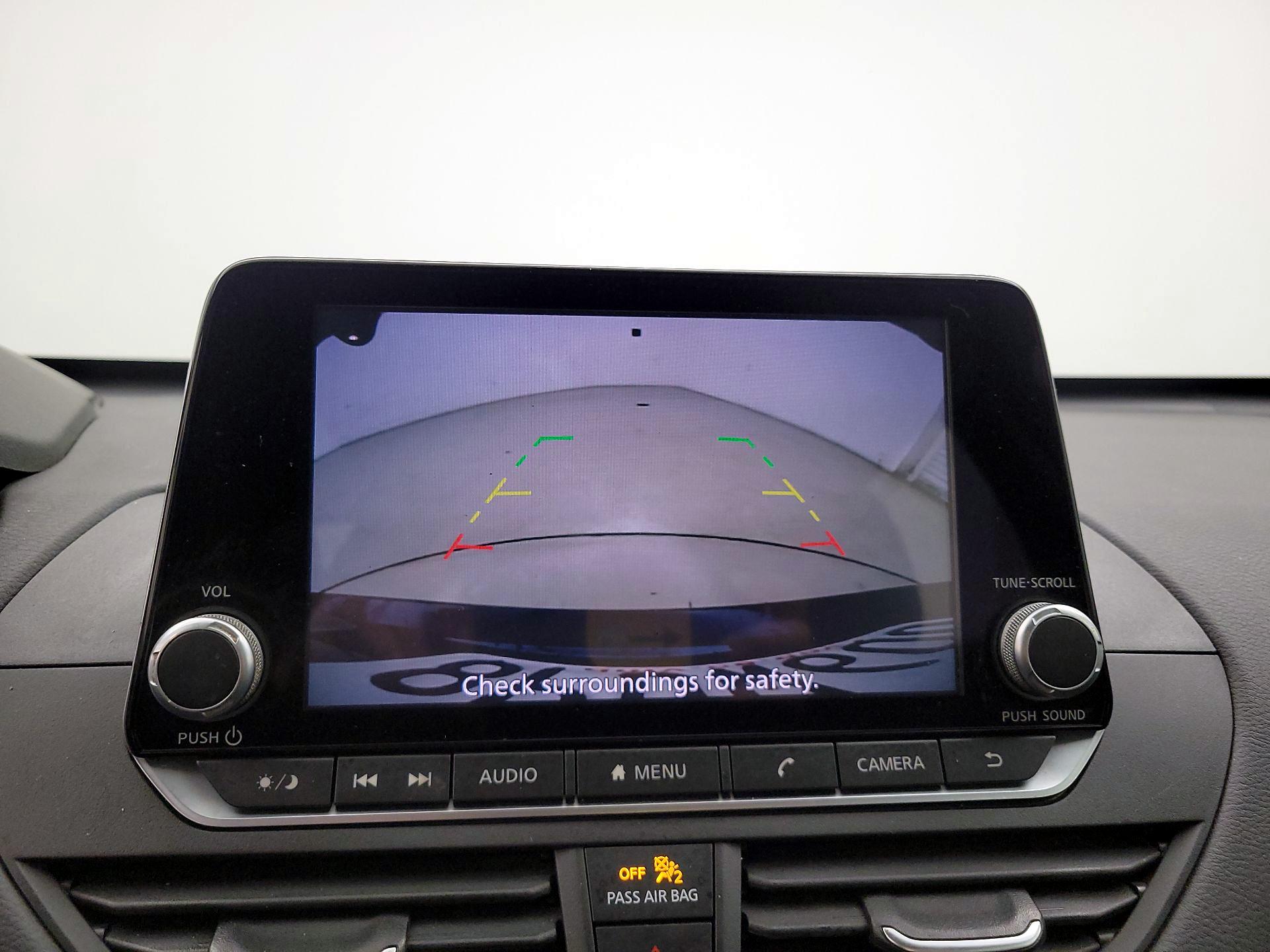 Thumbnail: 2020 Nissan Altima - 14