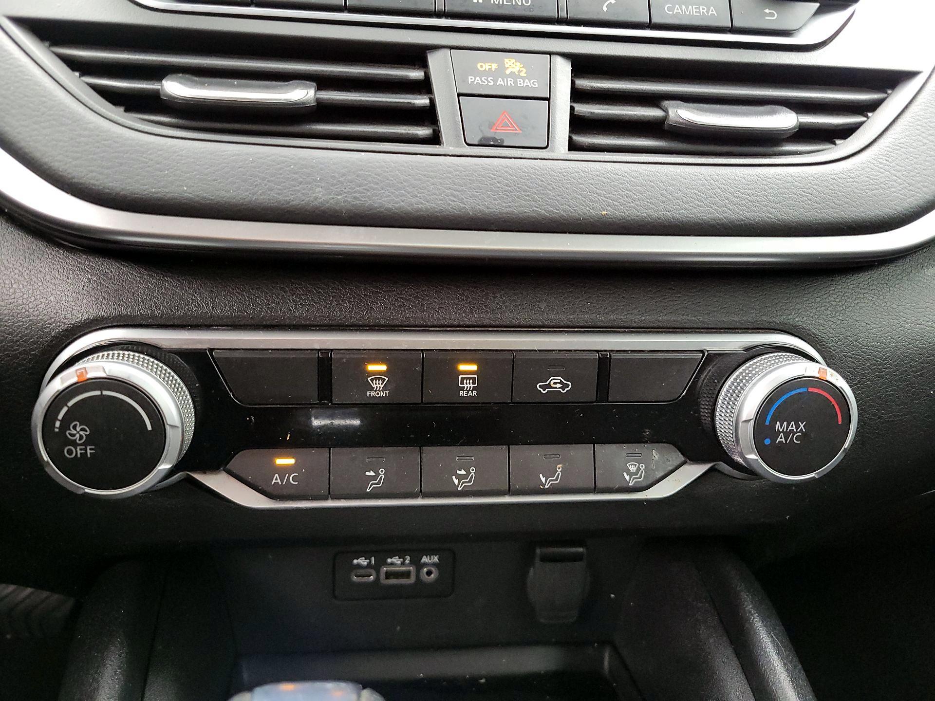 Thumbnail: 2020 Nissan Altima - 16