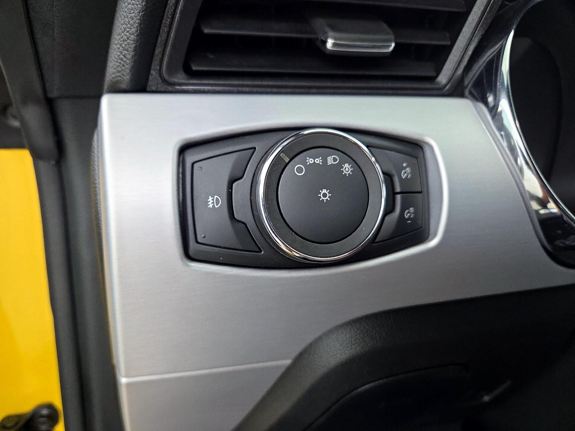 Thumbnail: 2016 Ford Mustang - 13