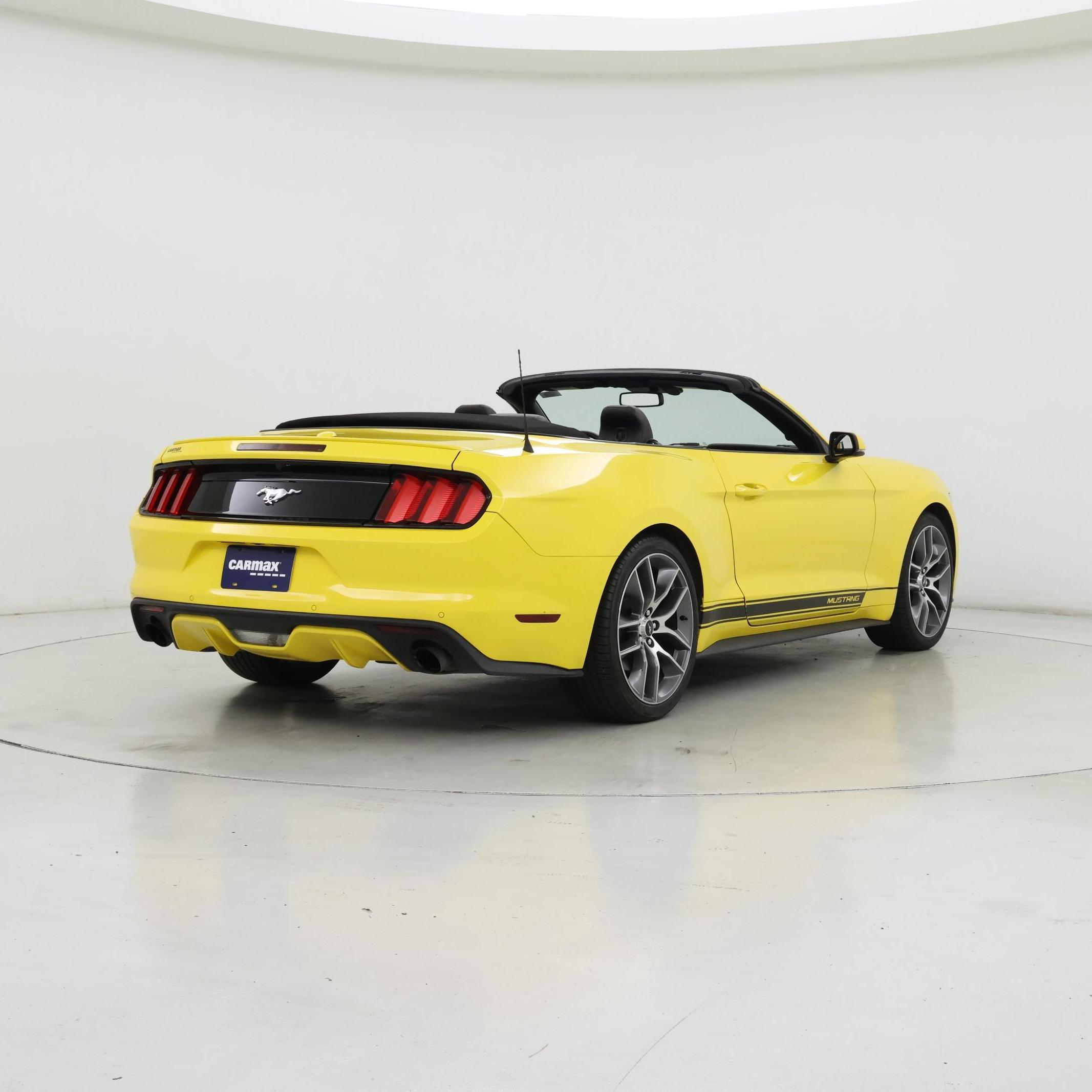 Thumbnail: 2016 Ford Mustang - 8