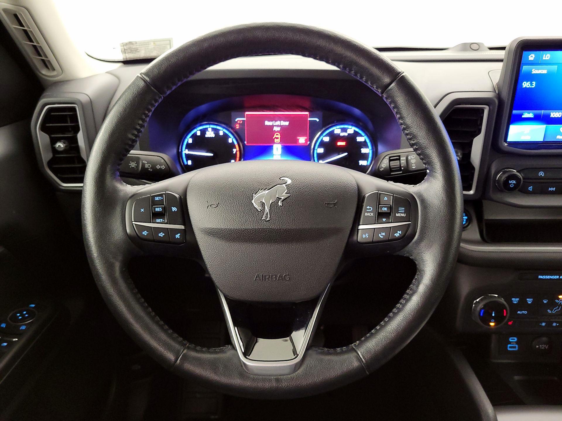 Thumbnail: 2022 Ford Bronco Sport - 10