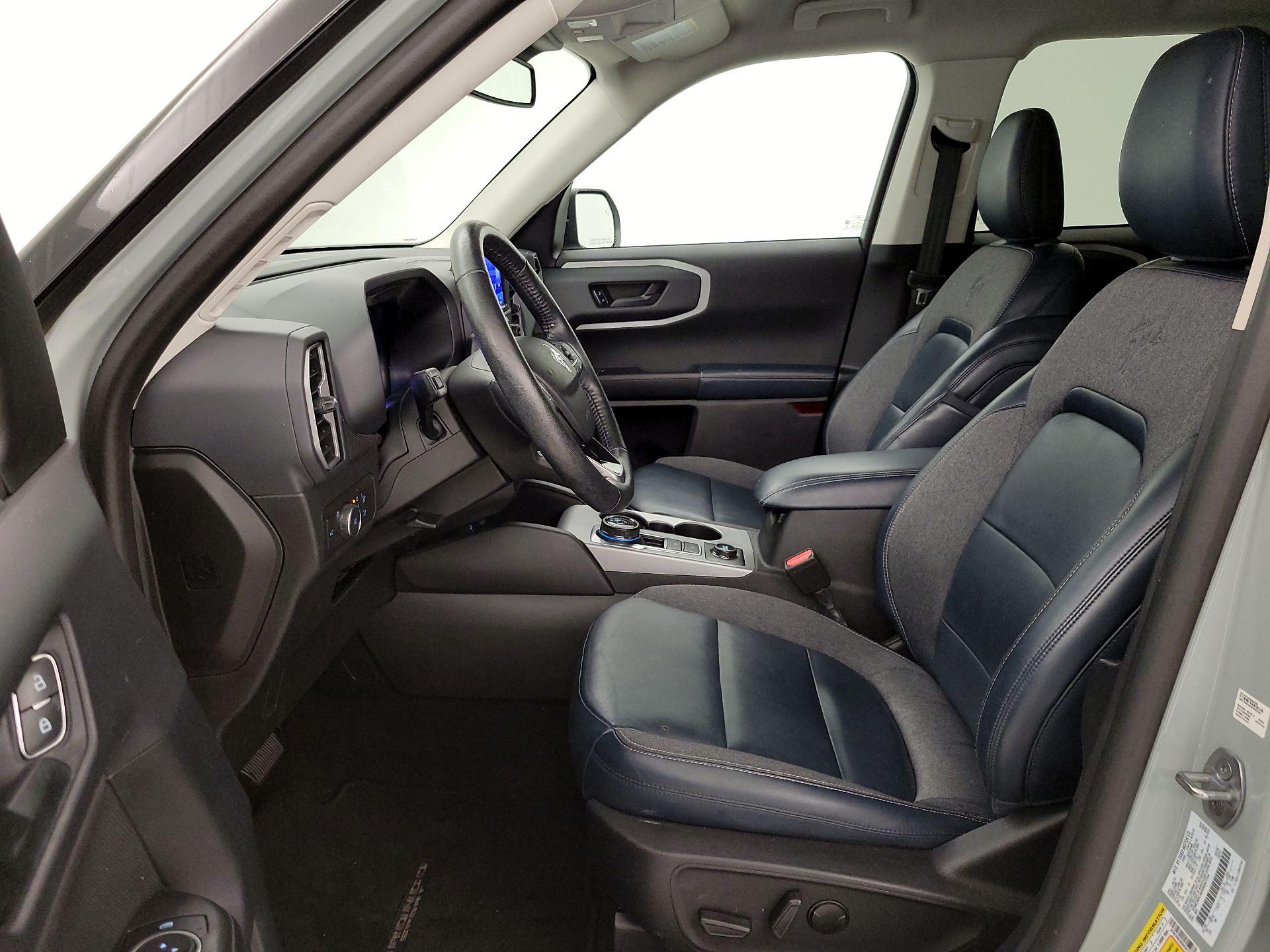 Thumbnail: 2022 Ford Bronco Sport - 11