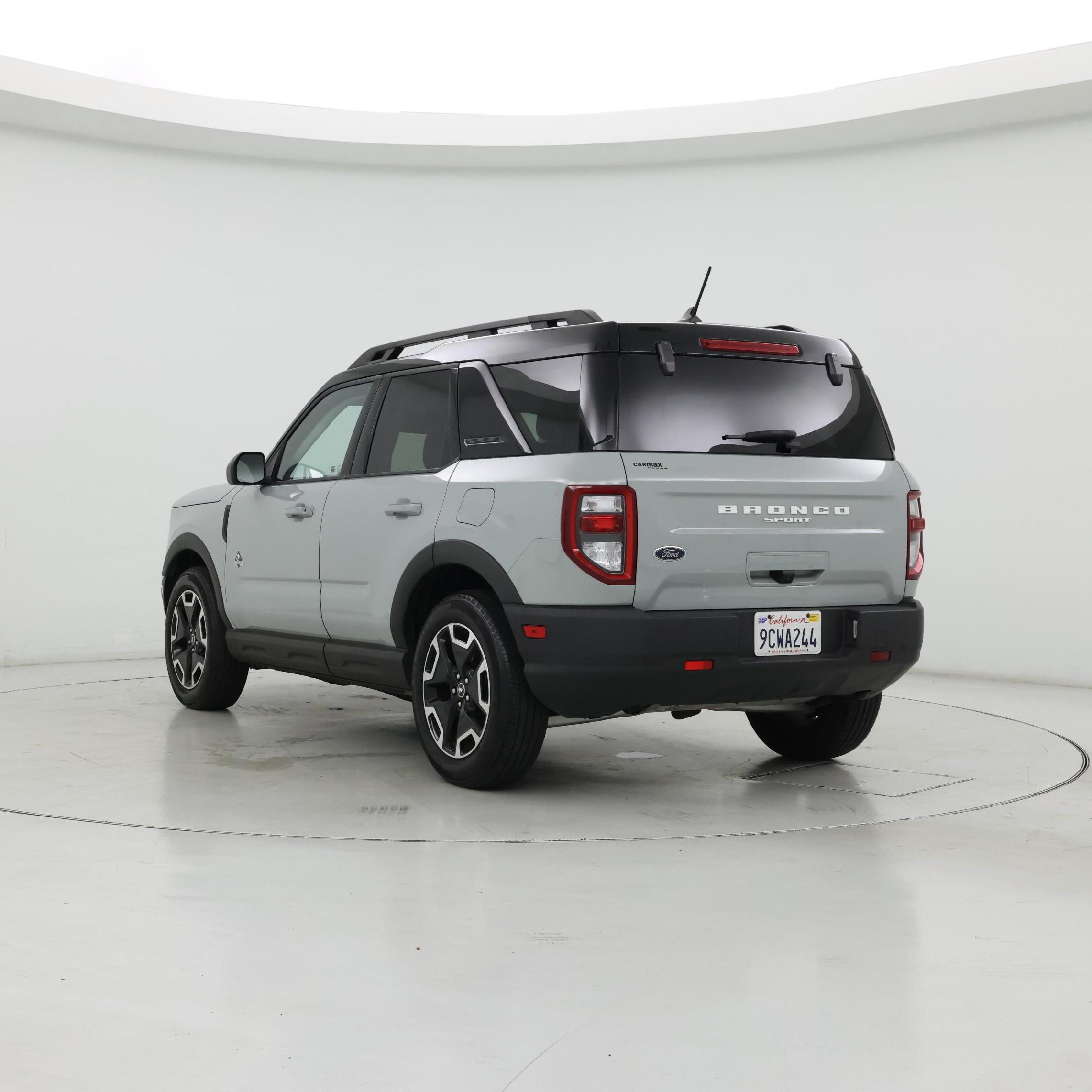 Thumbnail: 2022 Ford Bronco Sport - 2